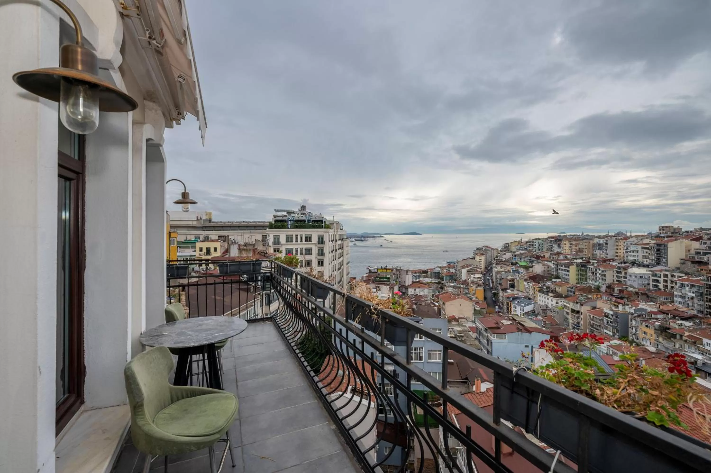 Sea view in Juno Hotel Taksim