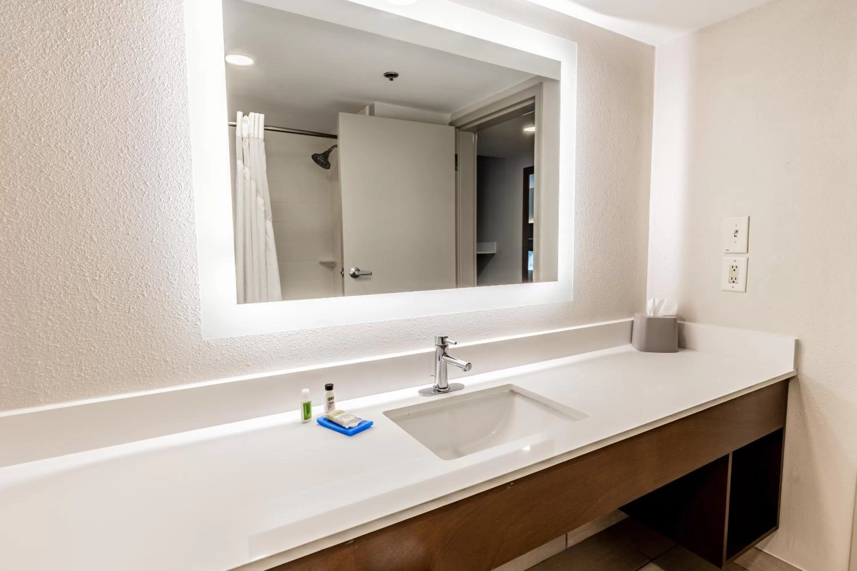 Bathroom in Holiday Inn Express Indianapolis South by IHG
