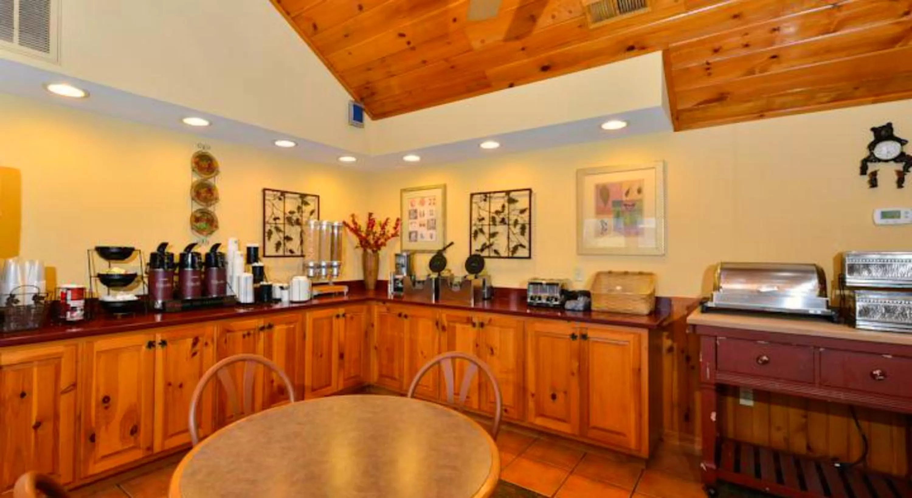 Restaurant/places to eat in Baymont by Wyndham Sevierville Pigeon Forge