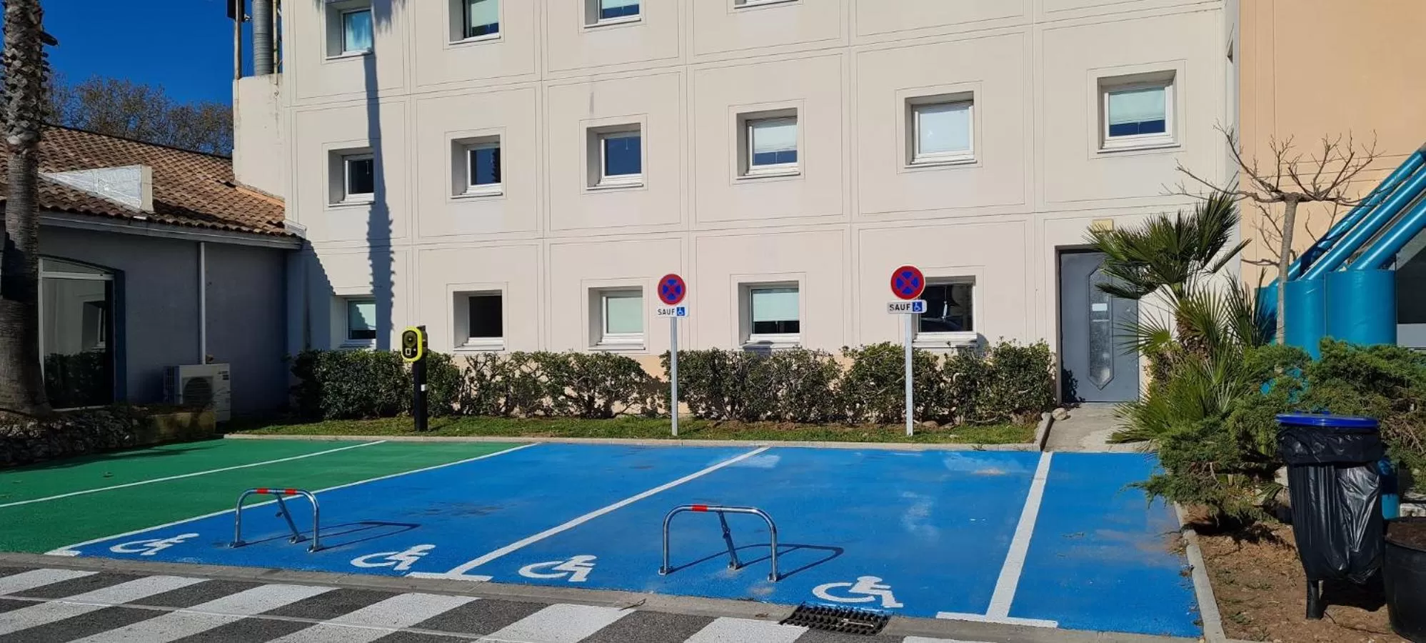 Facade/entrance in hotelF1 Fréjus Roquebrune sur Argens