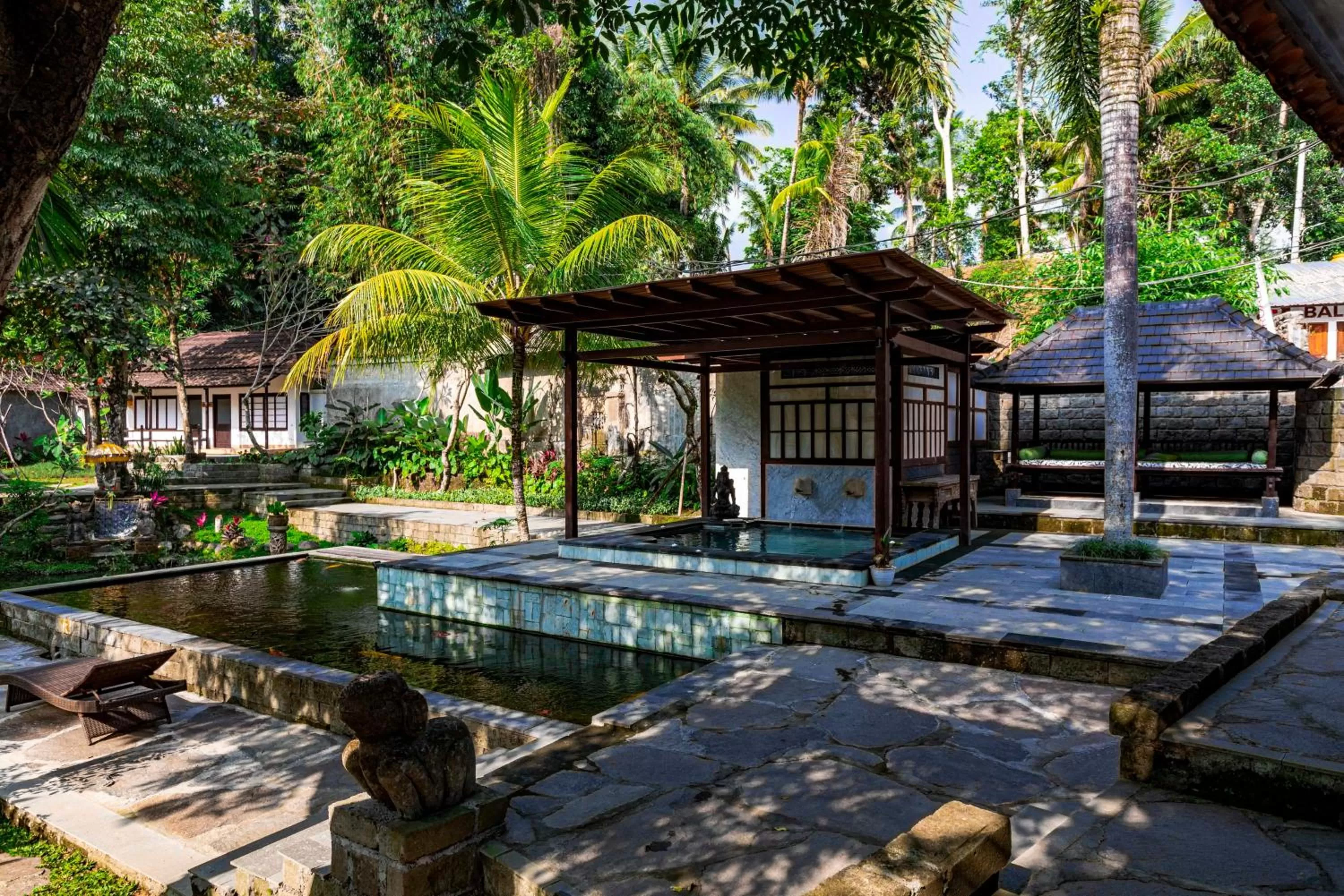 Property building in Ubud Sari Health Resort