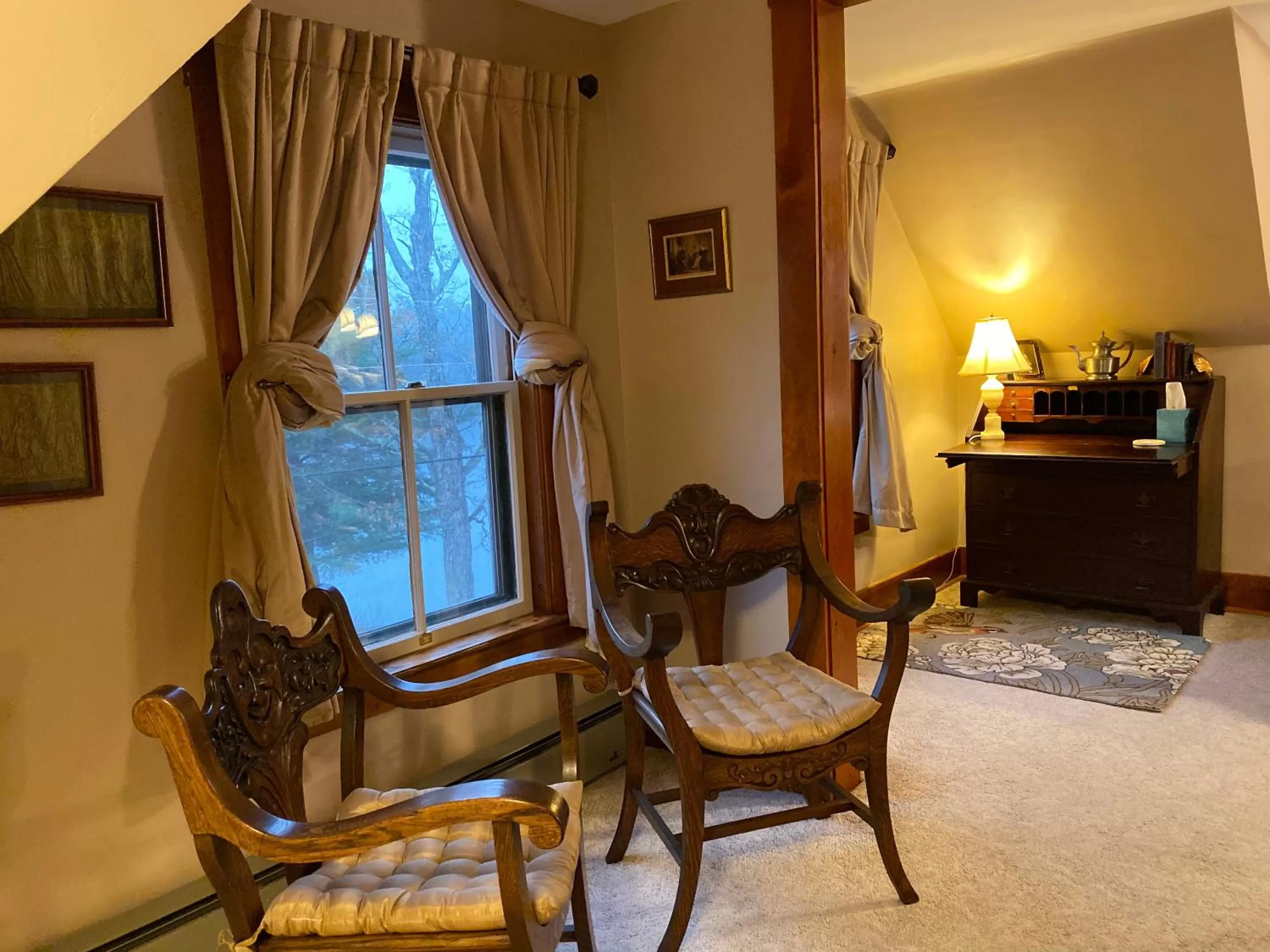 Seating area in Follansbee Inn