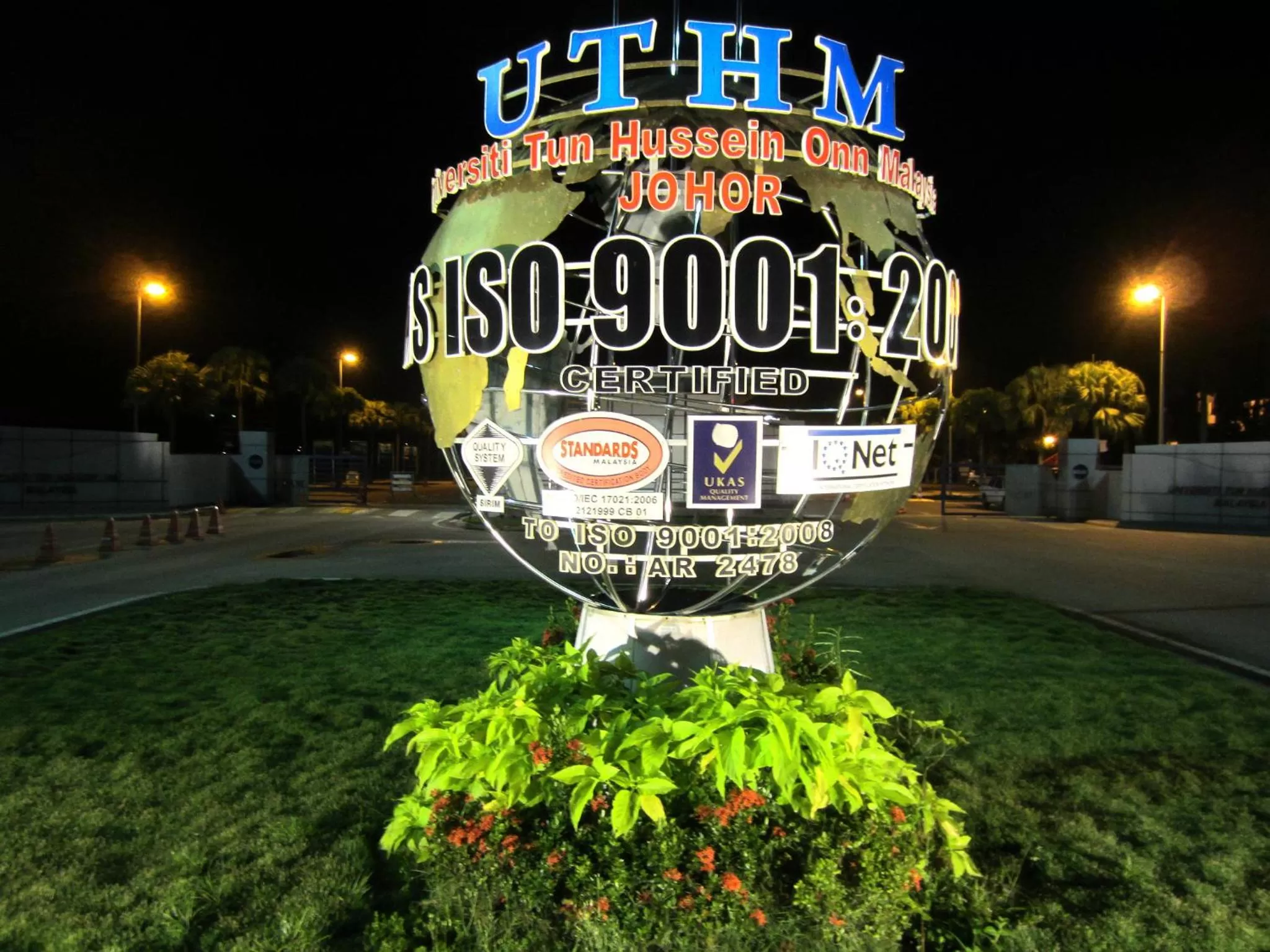 Nearby landmark in RG Grand Hotel