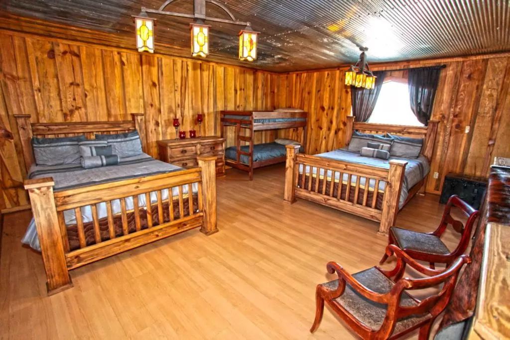 Bed in Diamonds Old West