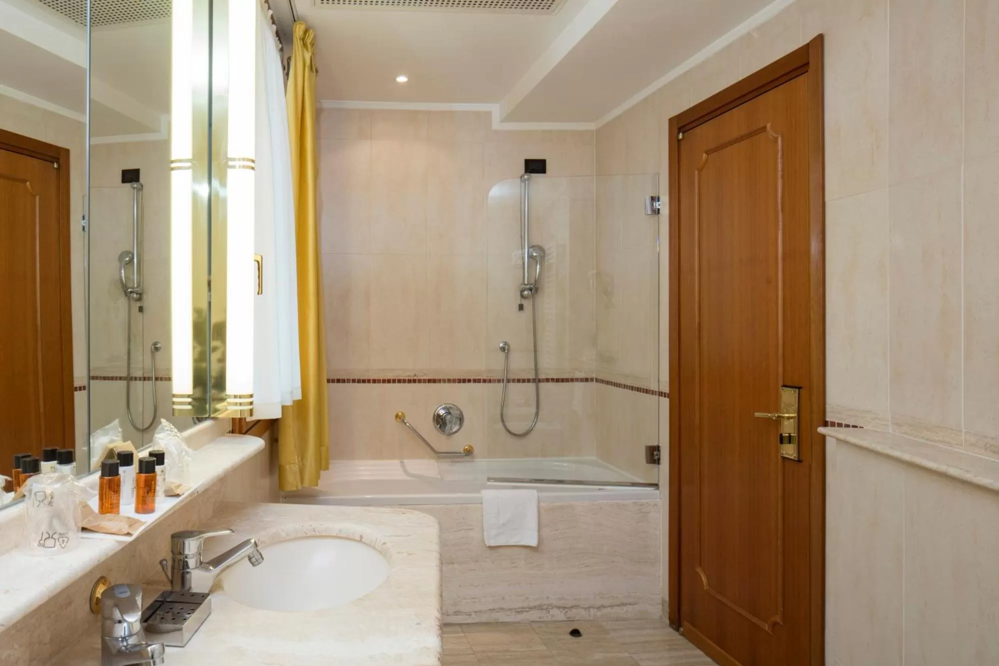 Bathroom in Galzignano Resort Terme & Golf - Hotel Sporting