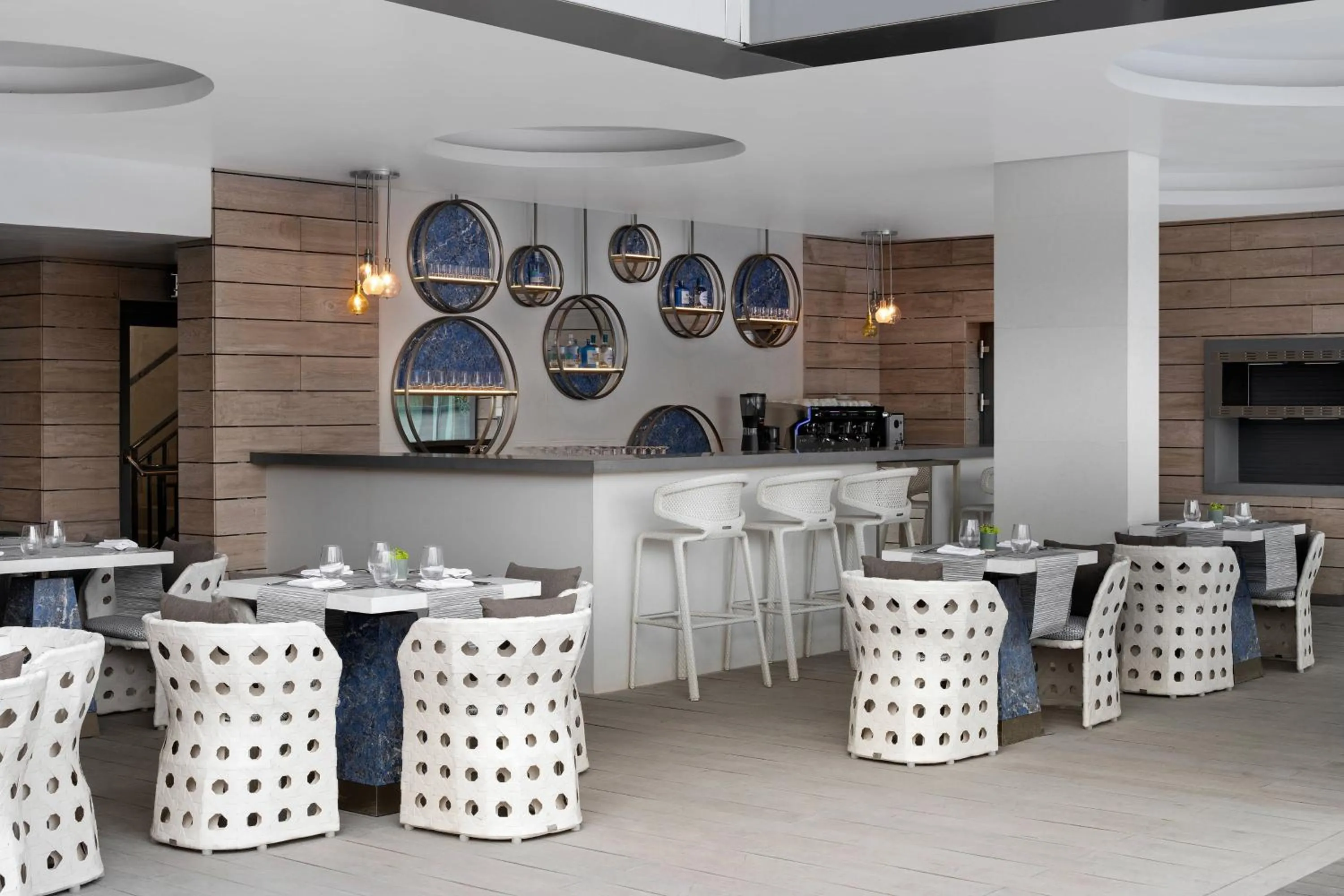 Restaurant/places to eat in Lagos Marriott Hotel Ikeja