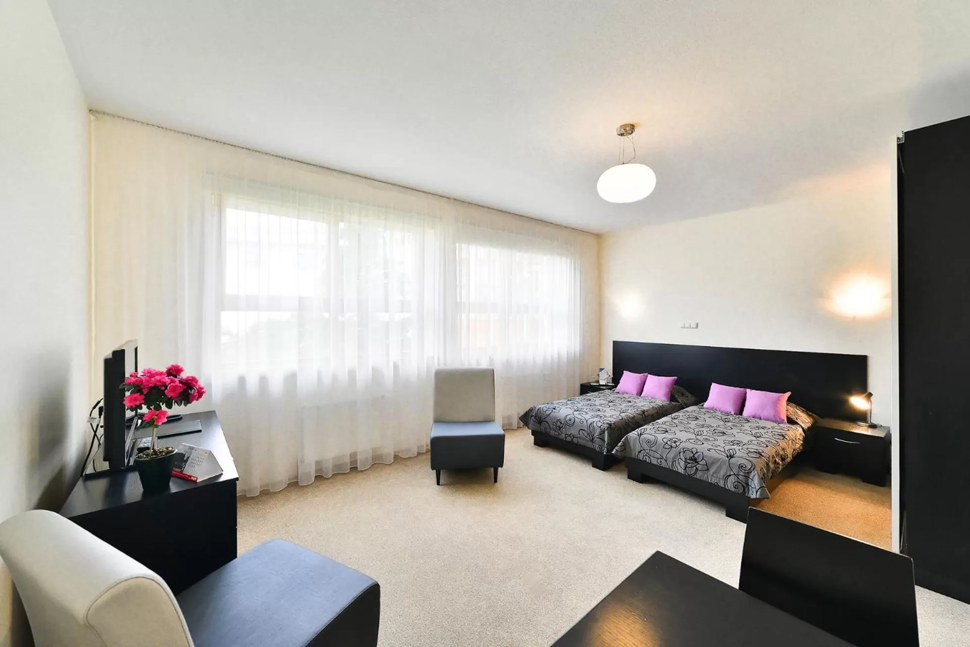 Photo of the whole room, Bed in Superior Hotel Vantis Riverside