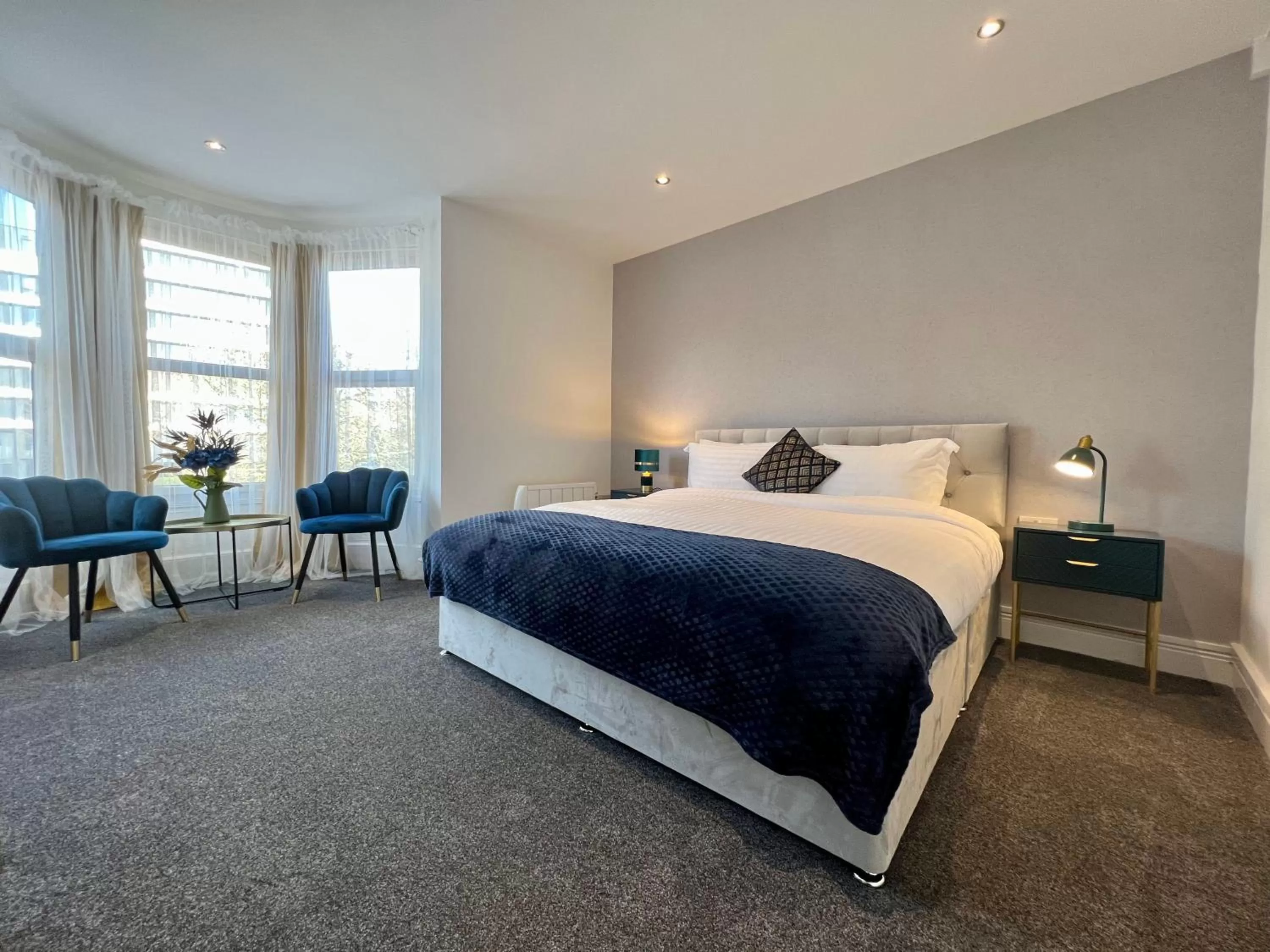 Bed in Starboard Stays