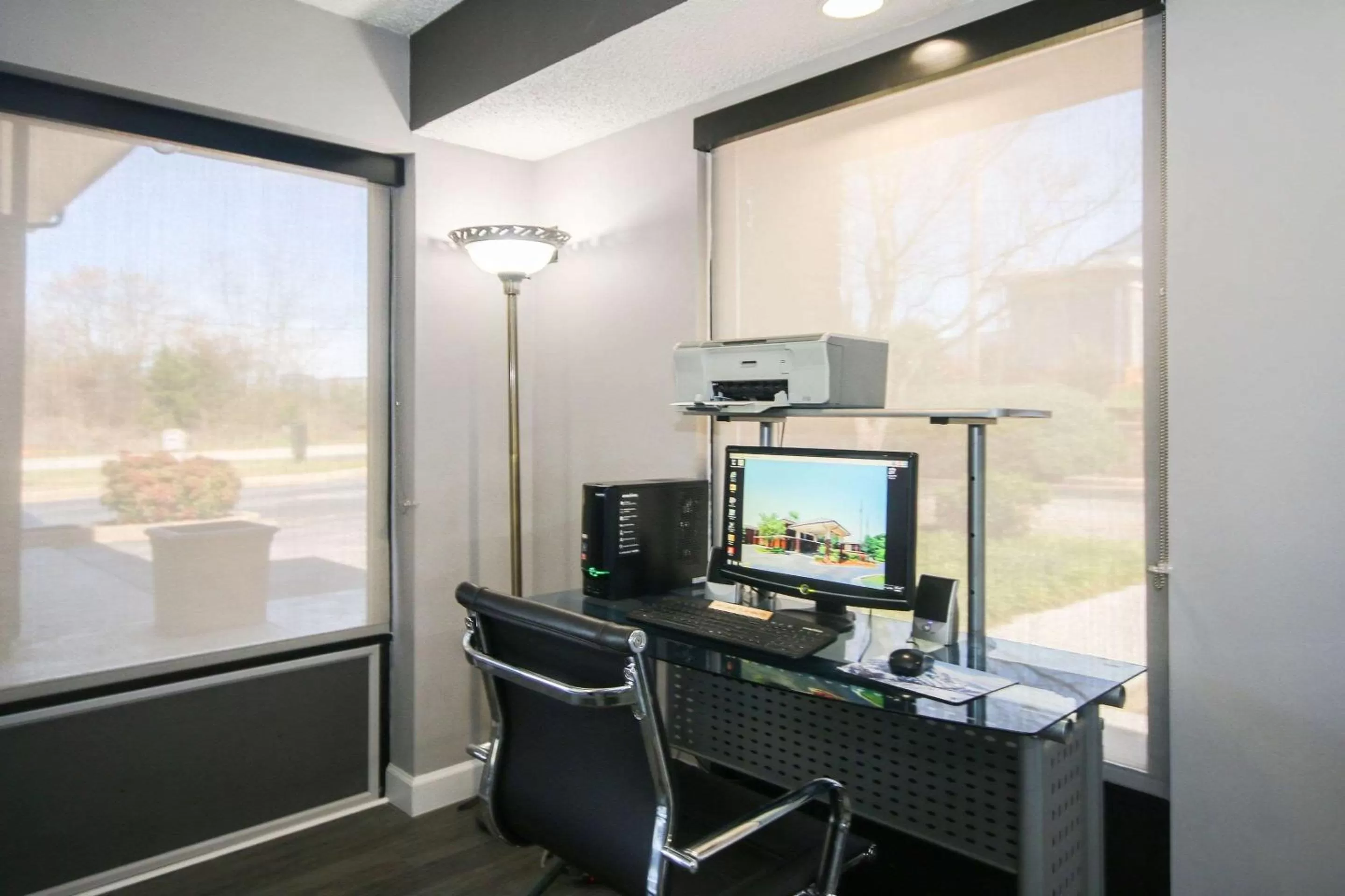 On site in Quality Inn Clinton - Laurens I-26