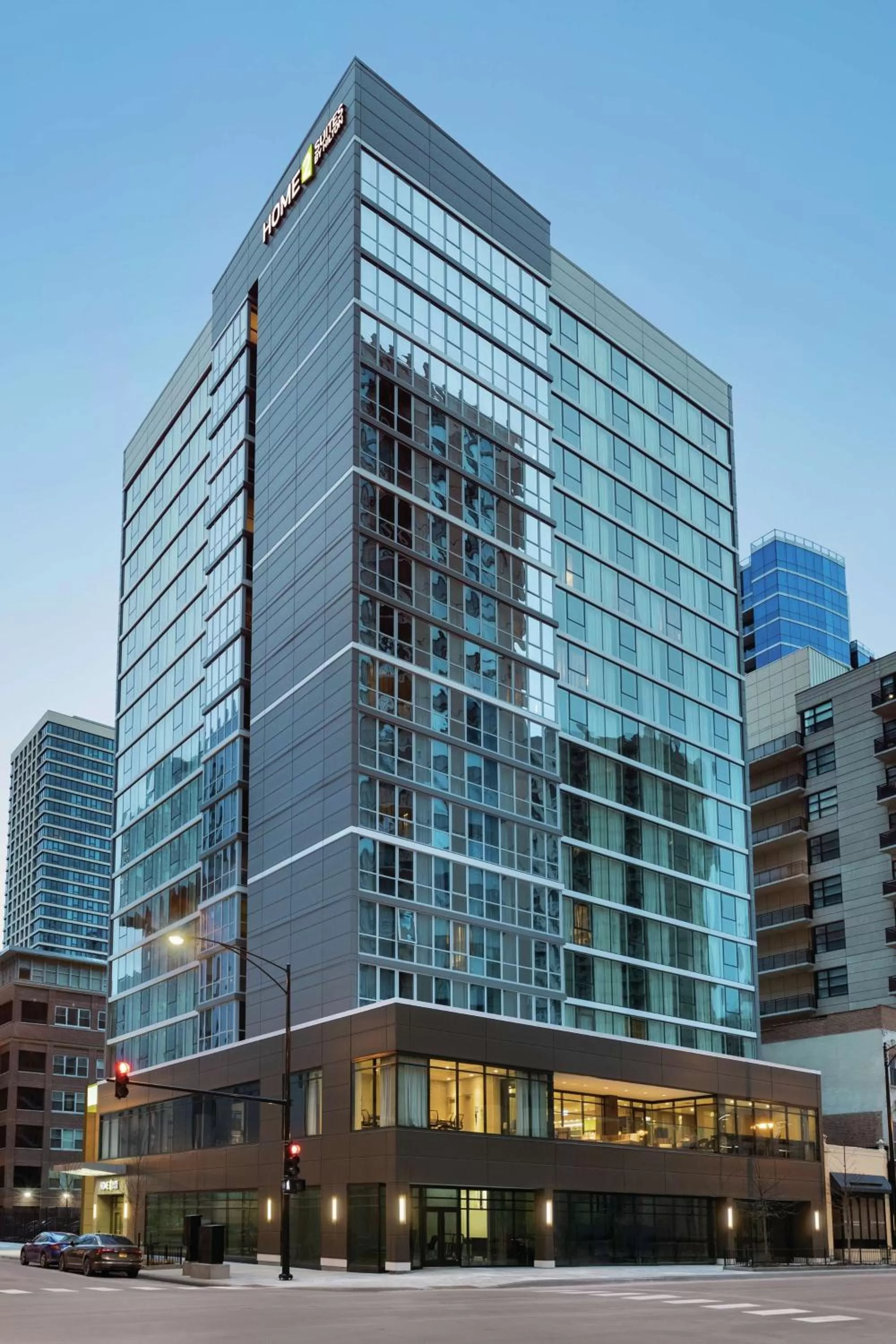 Property building in Home2 Suites By Hilton Chicago River North