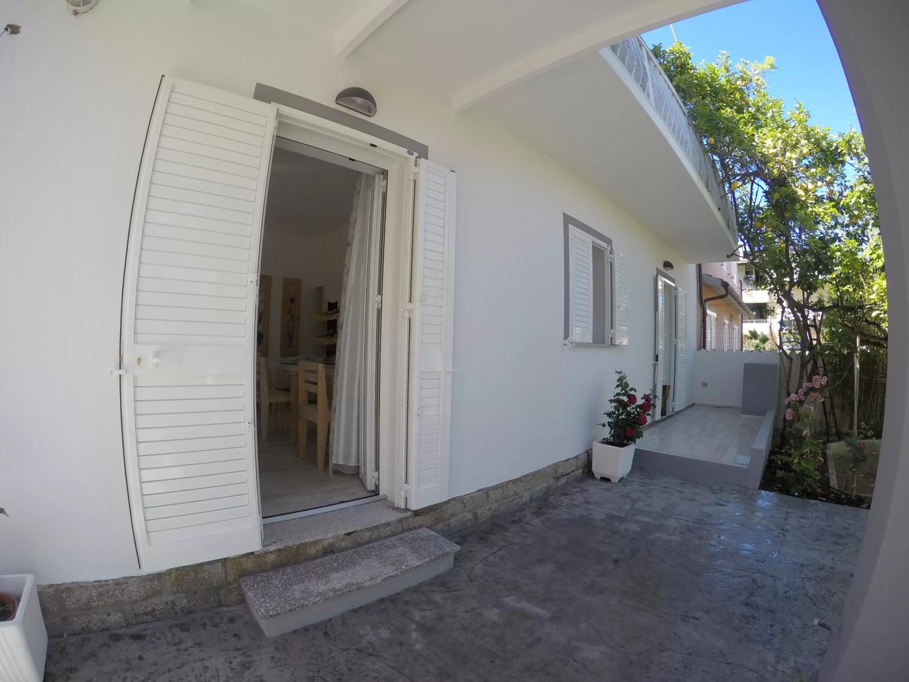 People in B&B Les Chambres Rooms & Suite