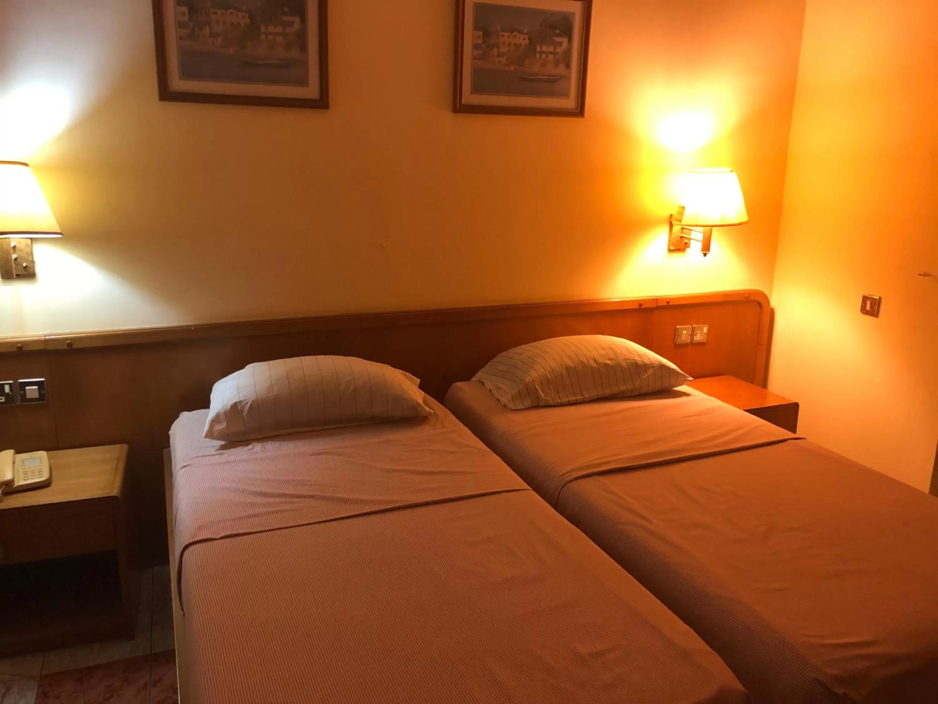 Bed in Maple Leaf Korean Hotel