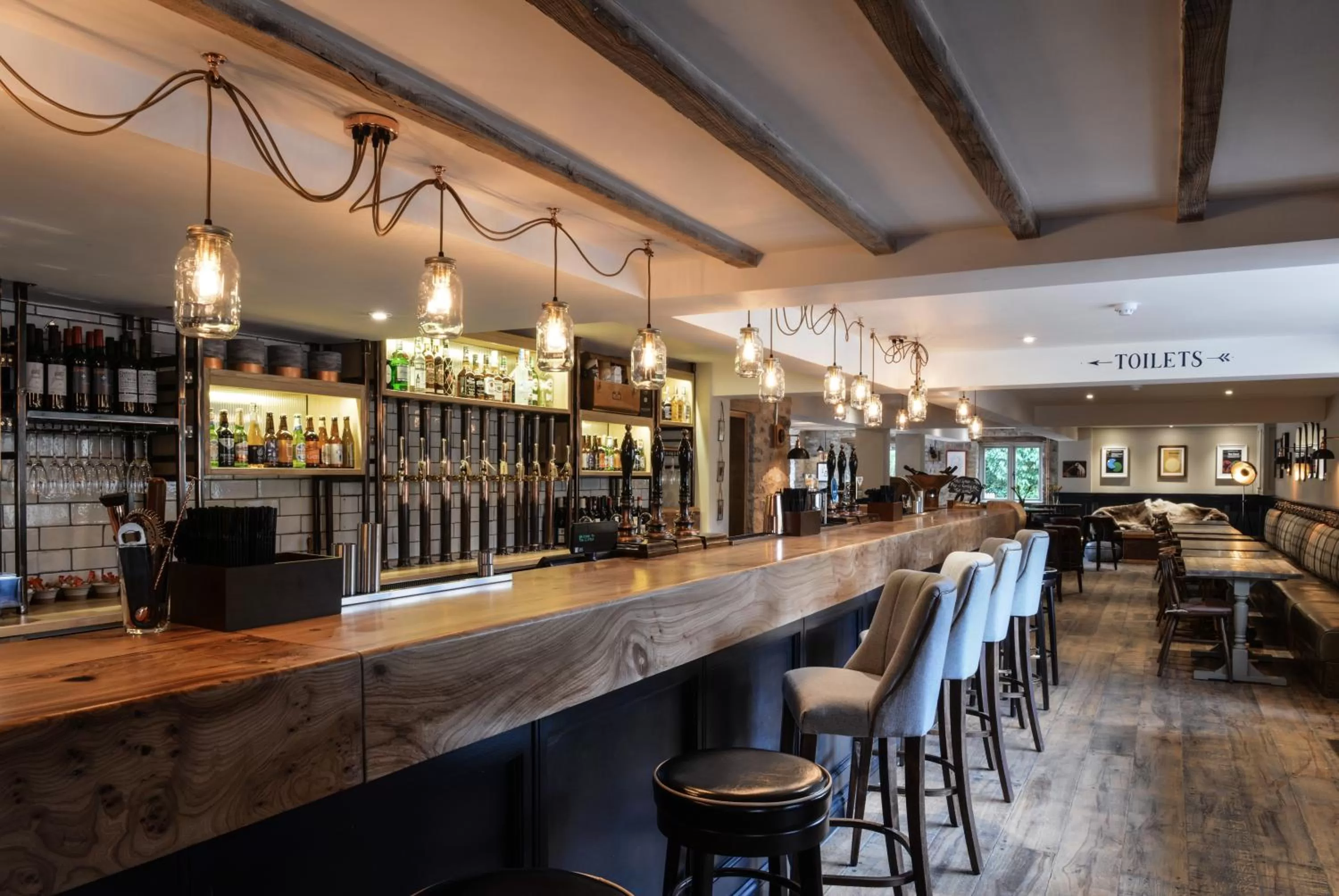 Restaurant/places to eat in The Litton