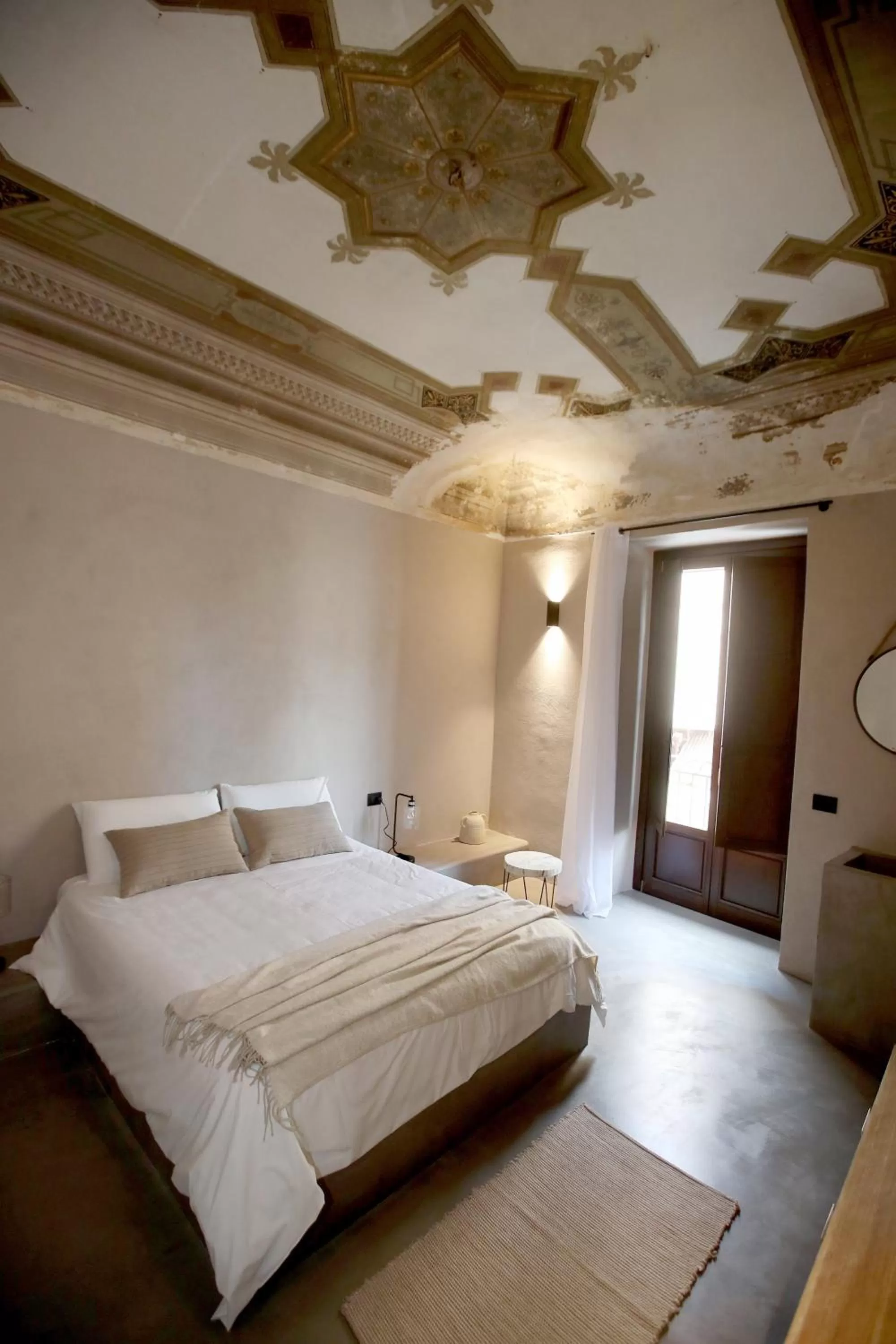 Bed in Casa Nostra Luxury Suites & Spa