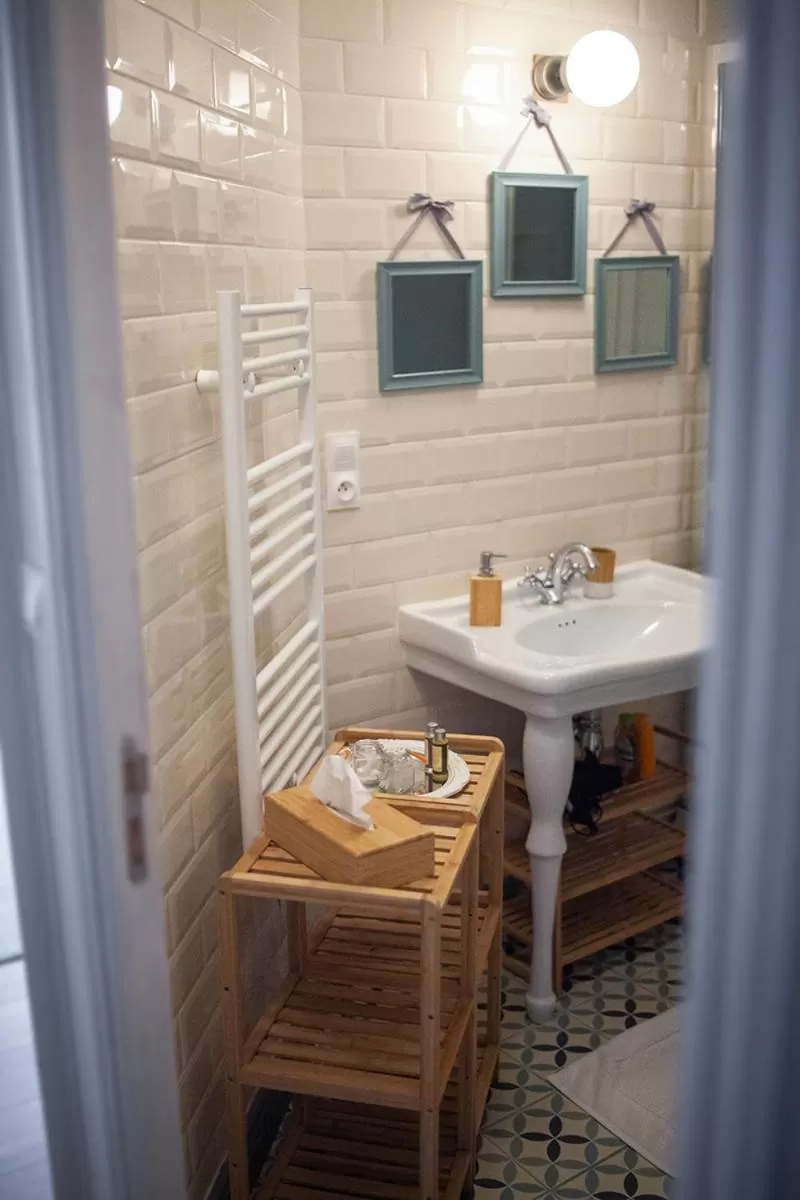Bathroom in Bienvenue Chez Nous