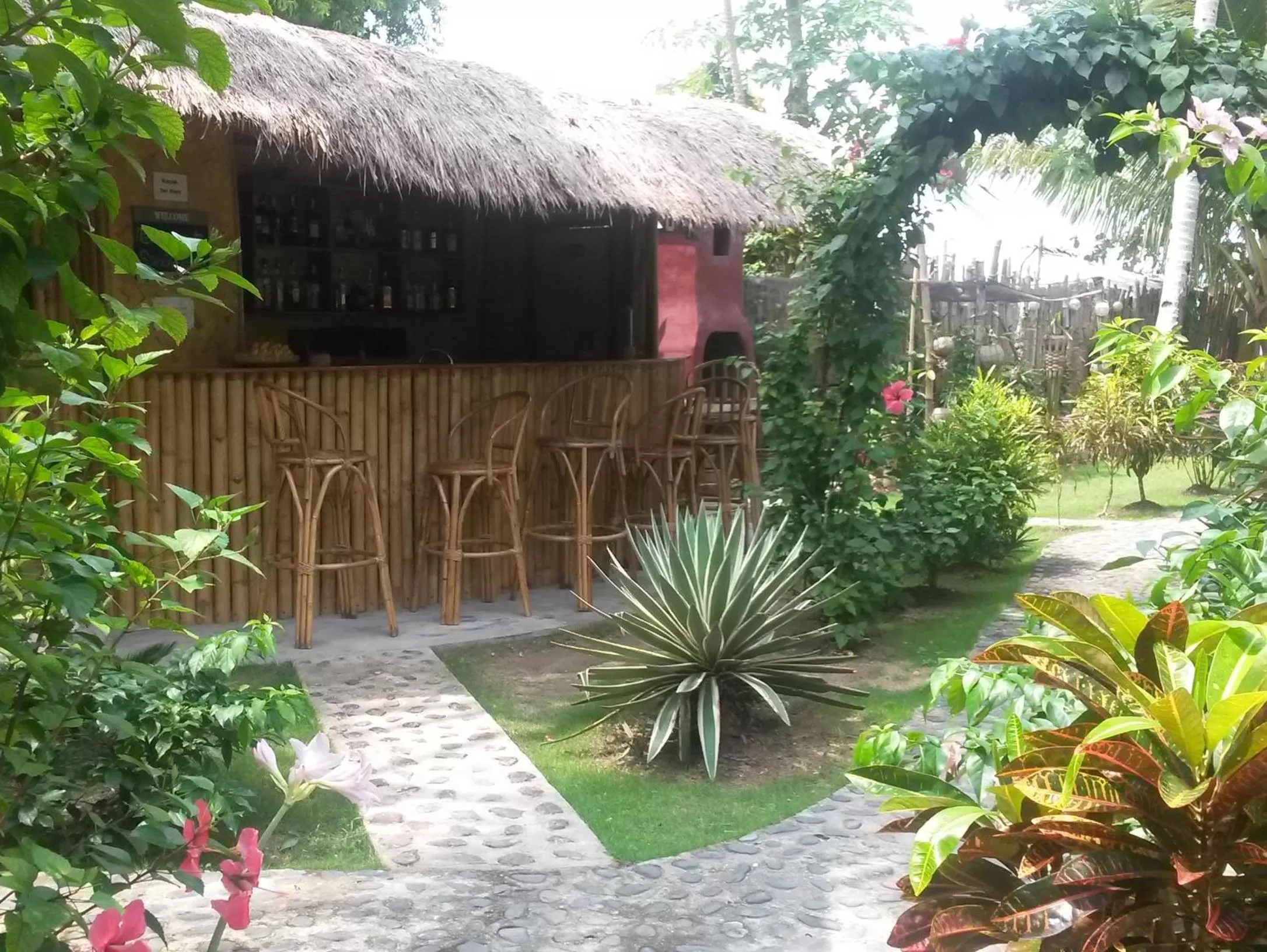 Lounge or bar in Angel Nido Resort