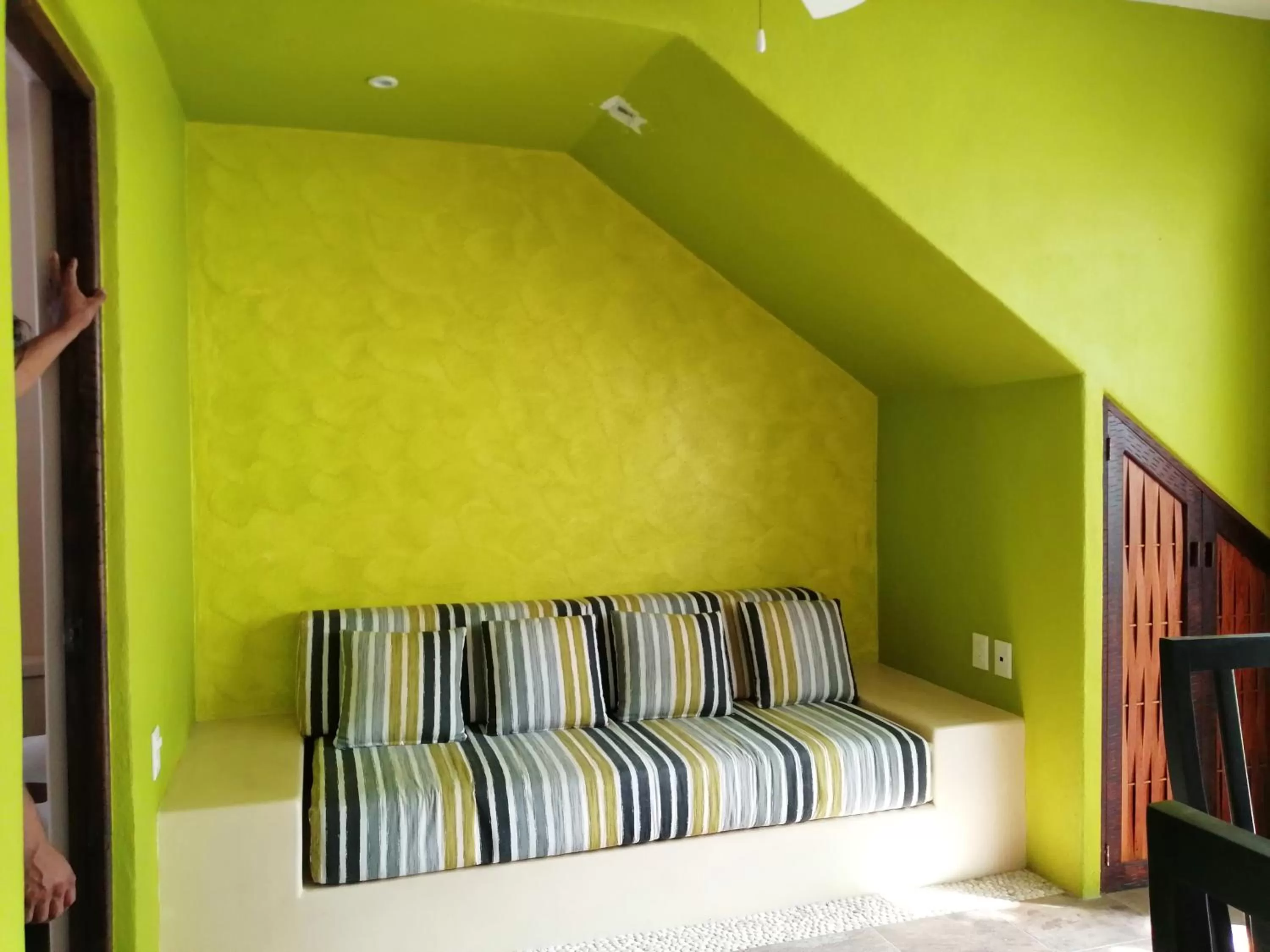 Living room, Bed in Ceiba Studios