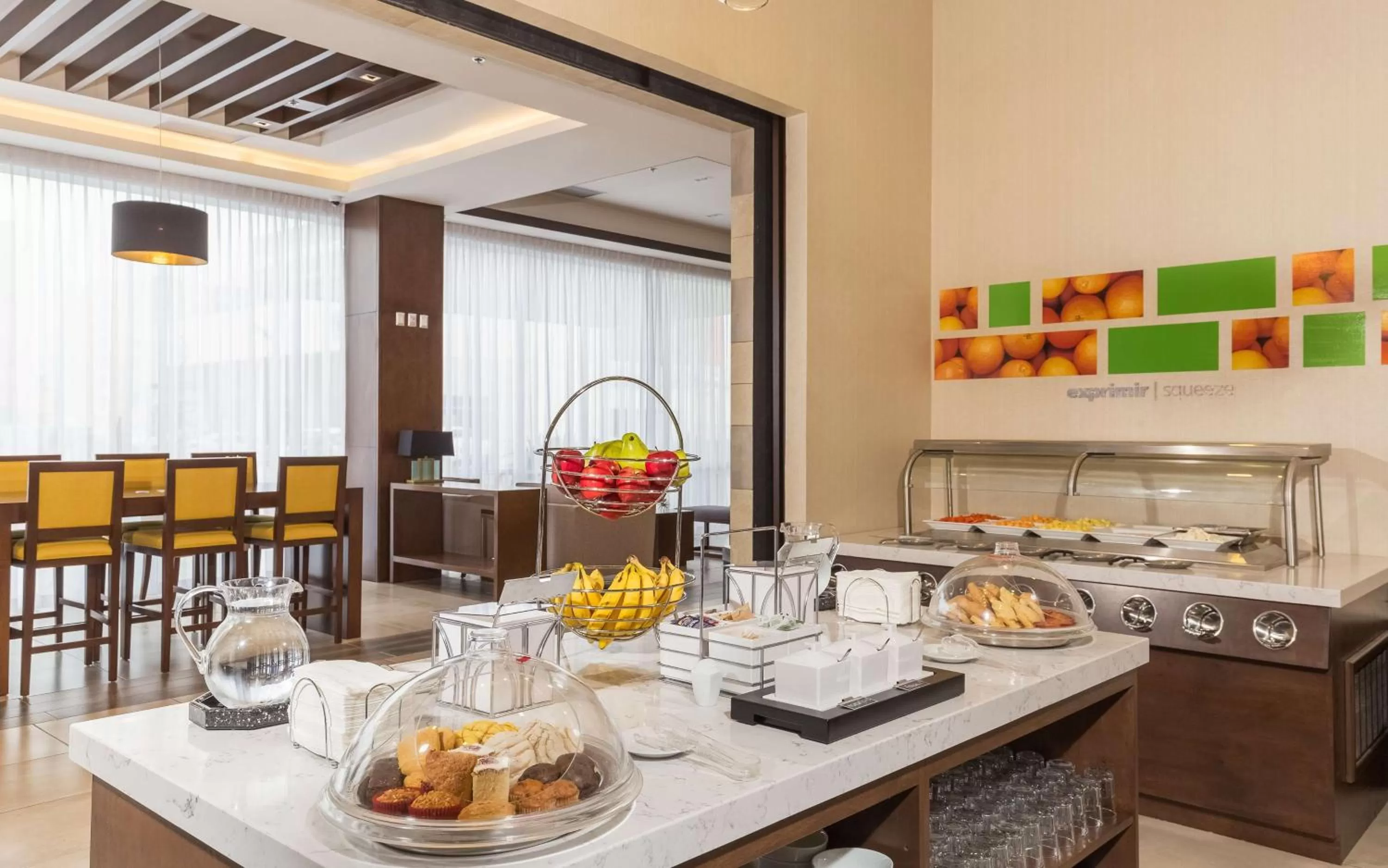 Buffet breakfast in Hampton Inn By Hilton Tijuana