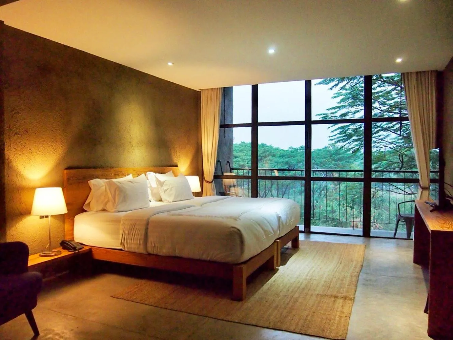 Photo of the whole room, Bed in Inchantreedoopool