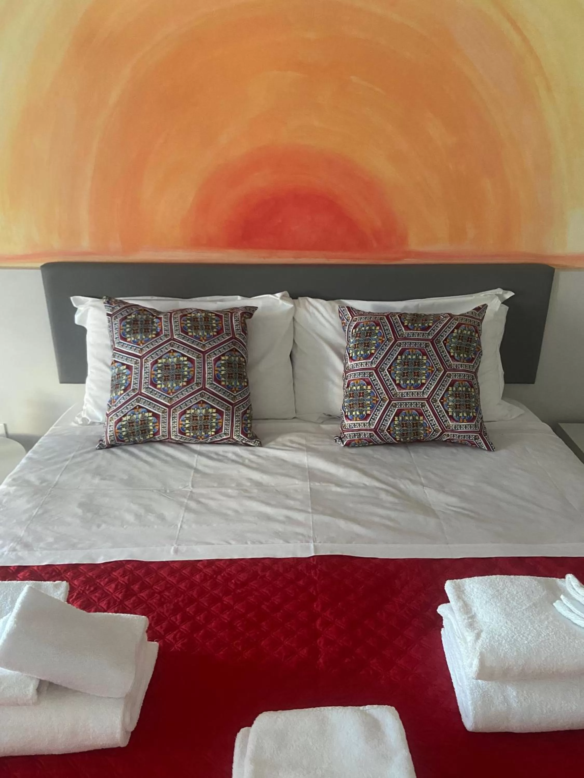 Bed in Sorrento B&amp;D Rooms