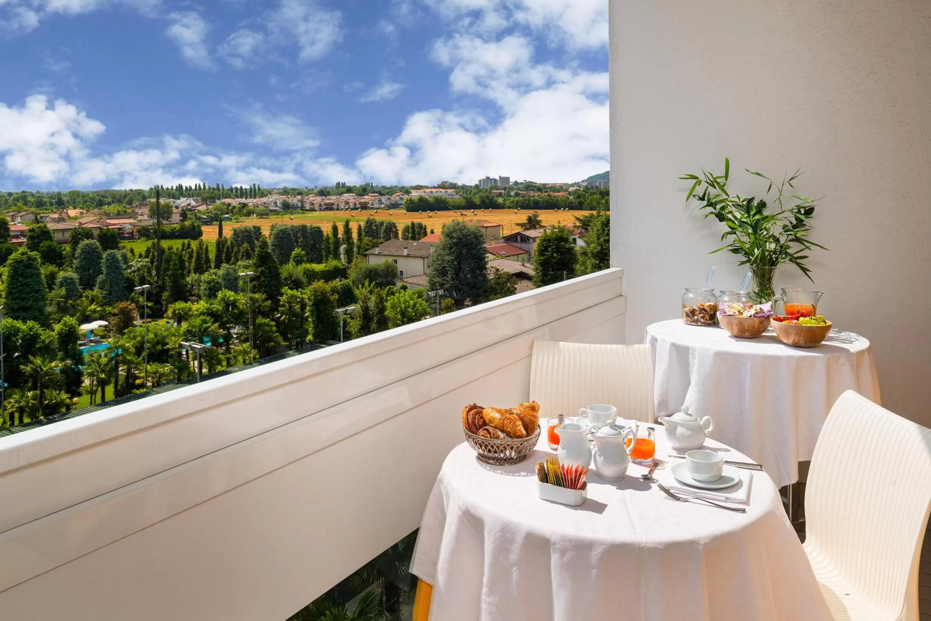 Junior Suite - single occupancy in Hotel Metropole