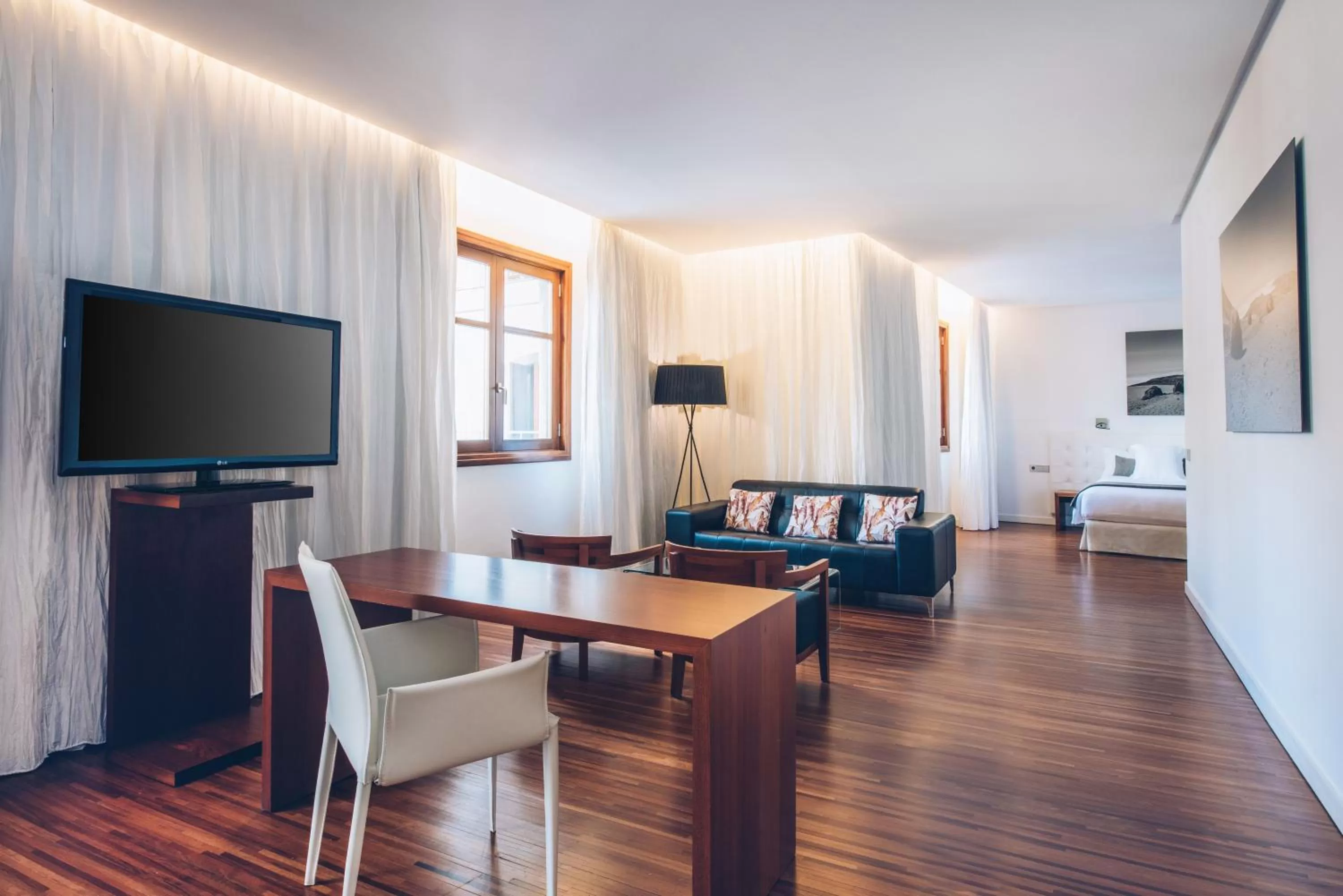 Communal lounge/ TV room in Iberostar Heritage Grand Mencey