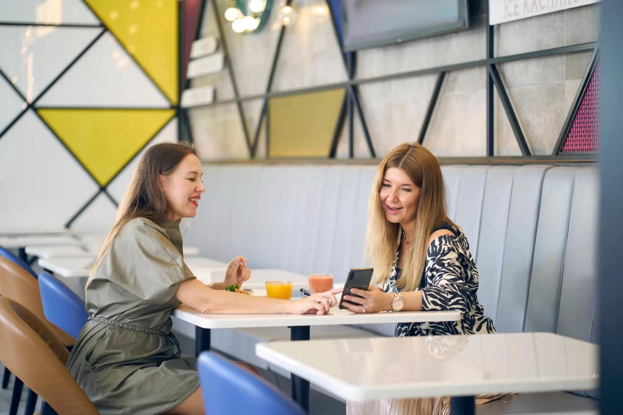 Restaurant/places to eat in Holiday Inn Express Singapore Serangoon by IHG