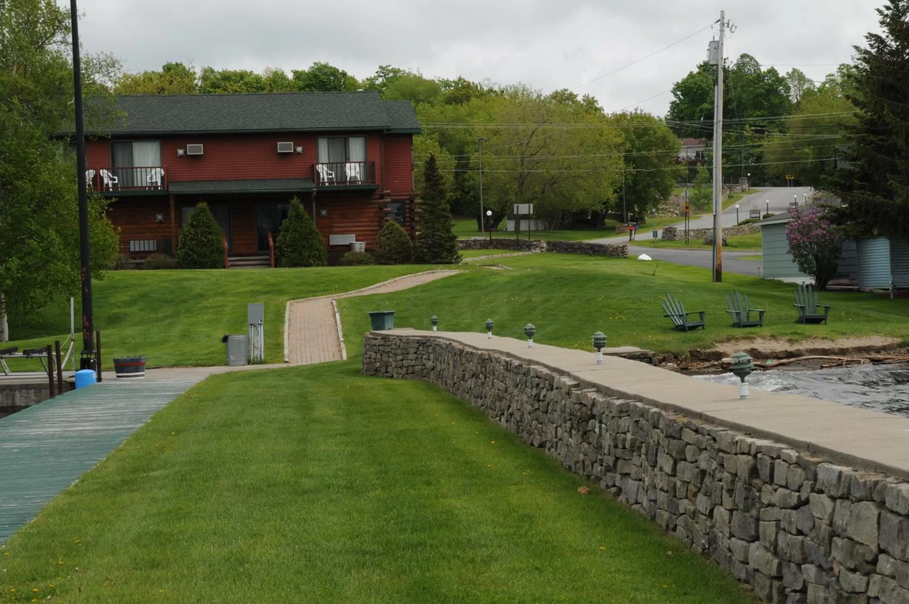 Facade/entrance in Stone Fence Resort