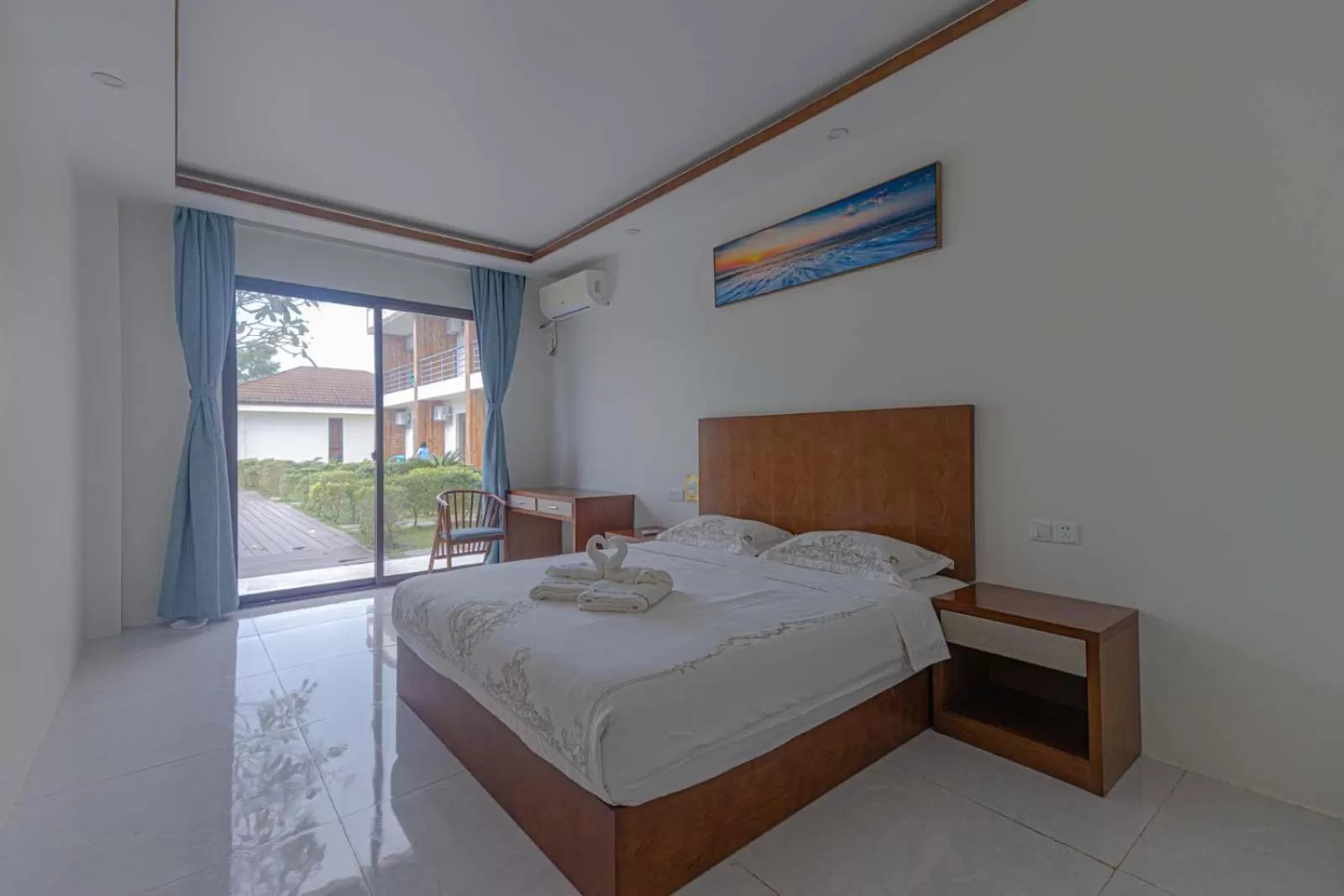 Bedroom, Bed in Amphitrite Resort