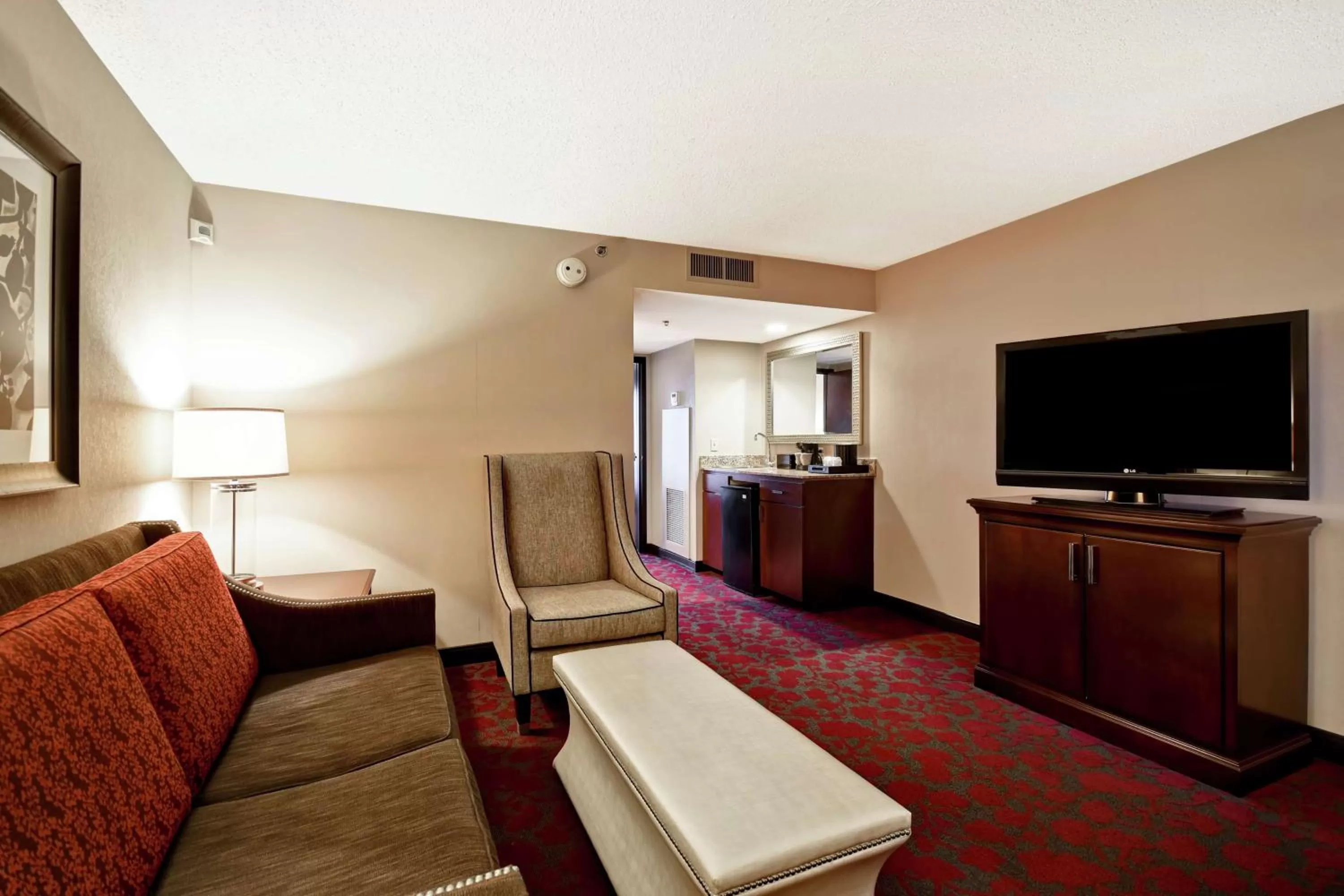 Bedroom in Embassy Suites by Hilton Dulles Airport