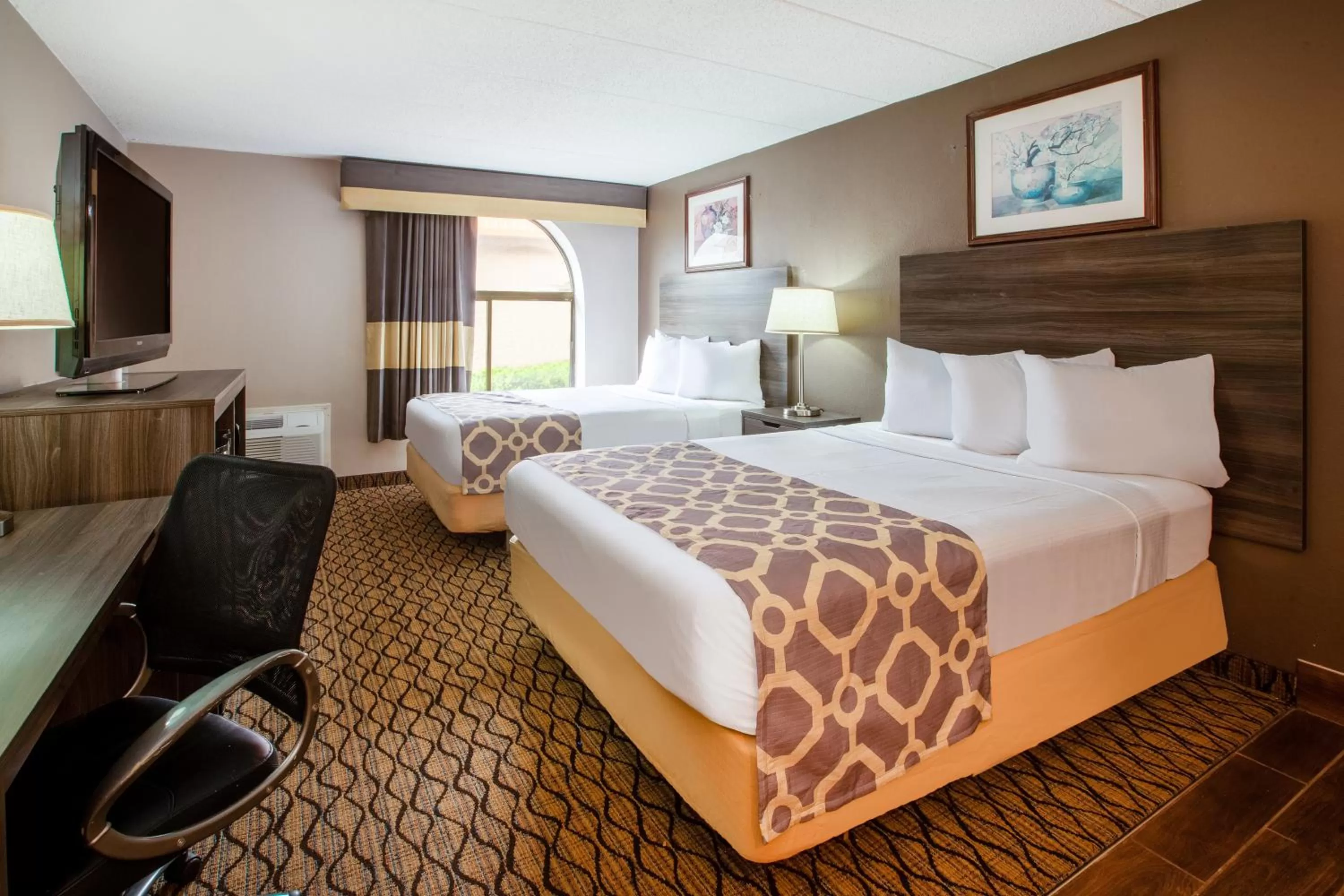 Bed in Baymont by Wyndham Northwood