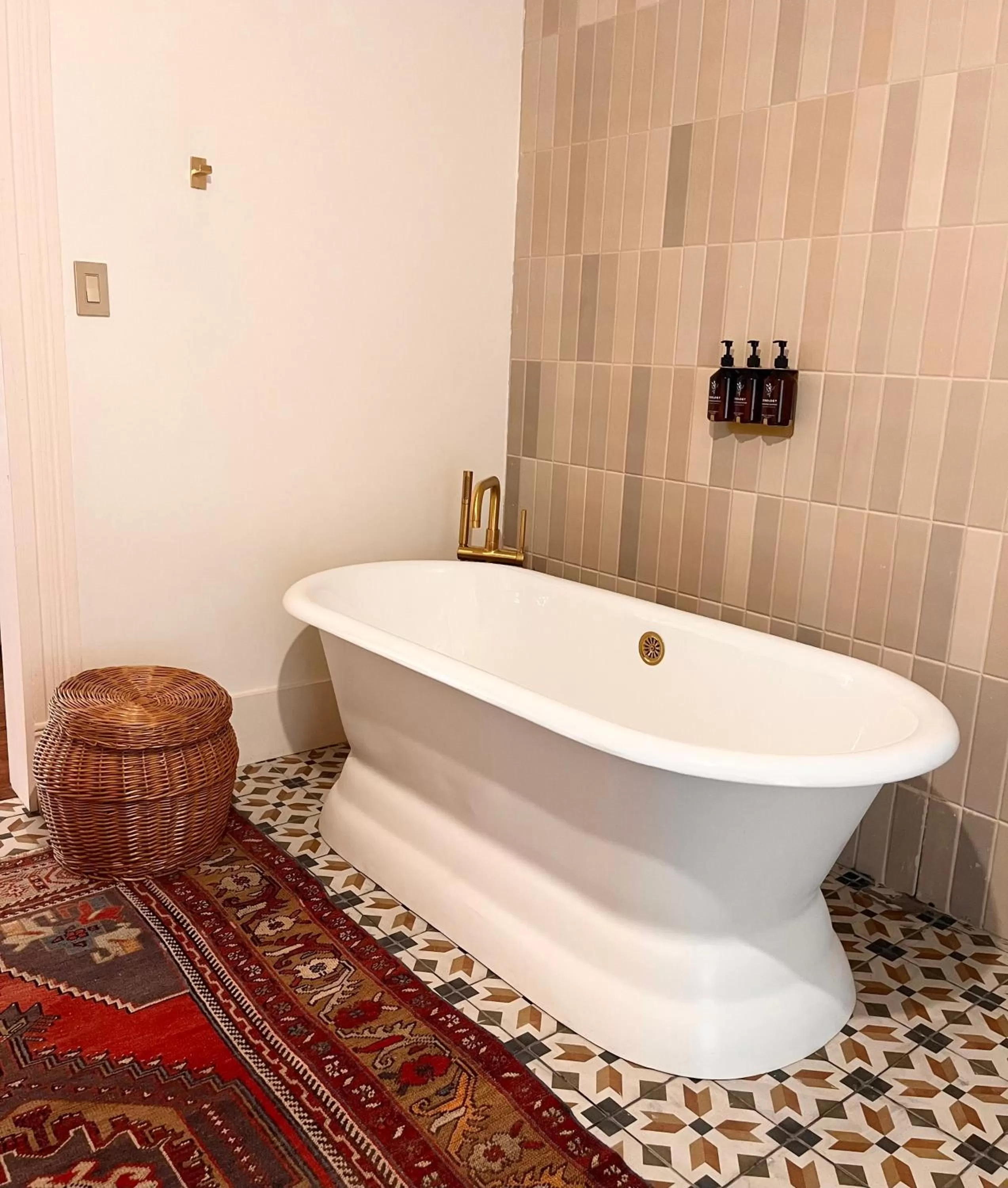 Bath in Eastwind Hotel Lake Placid