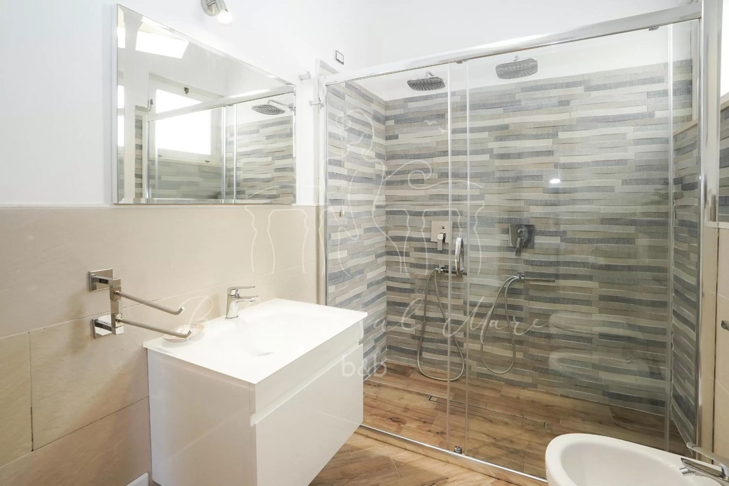 Bathroom in Balconi sul mare