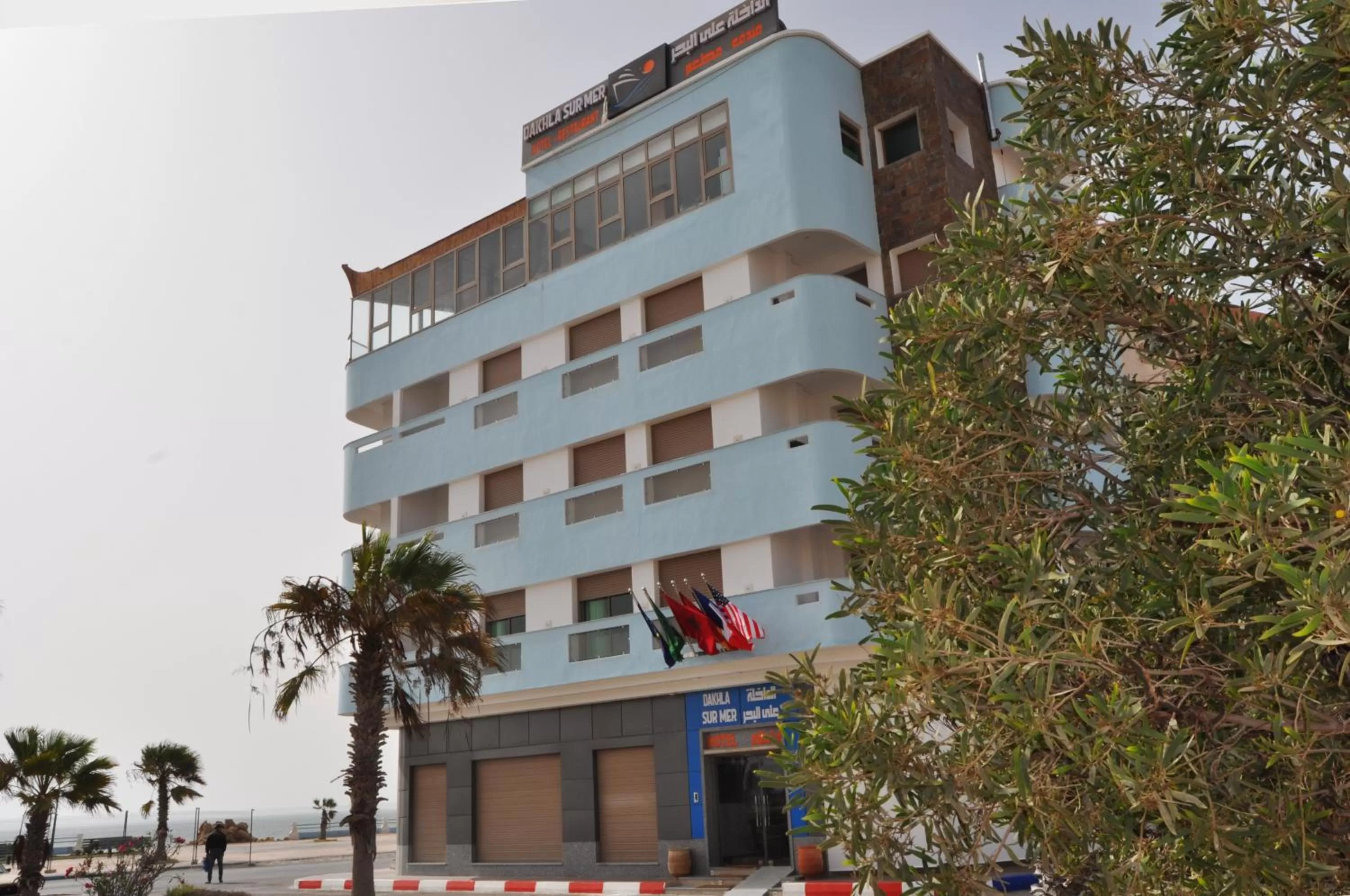 Property building in Dakhla Sur Mer Hôtel
