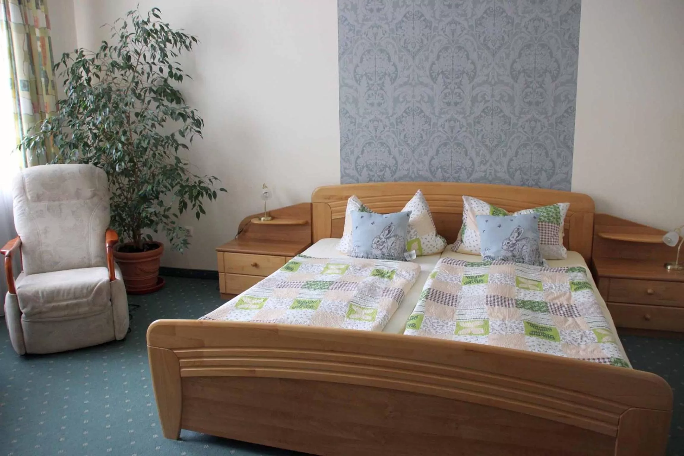 Bed in Hotel Gasthof Zum weissen Lamm