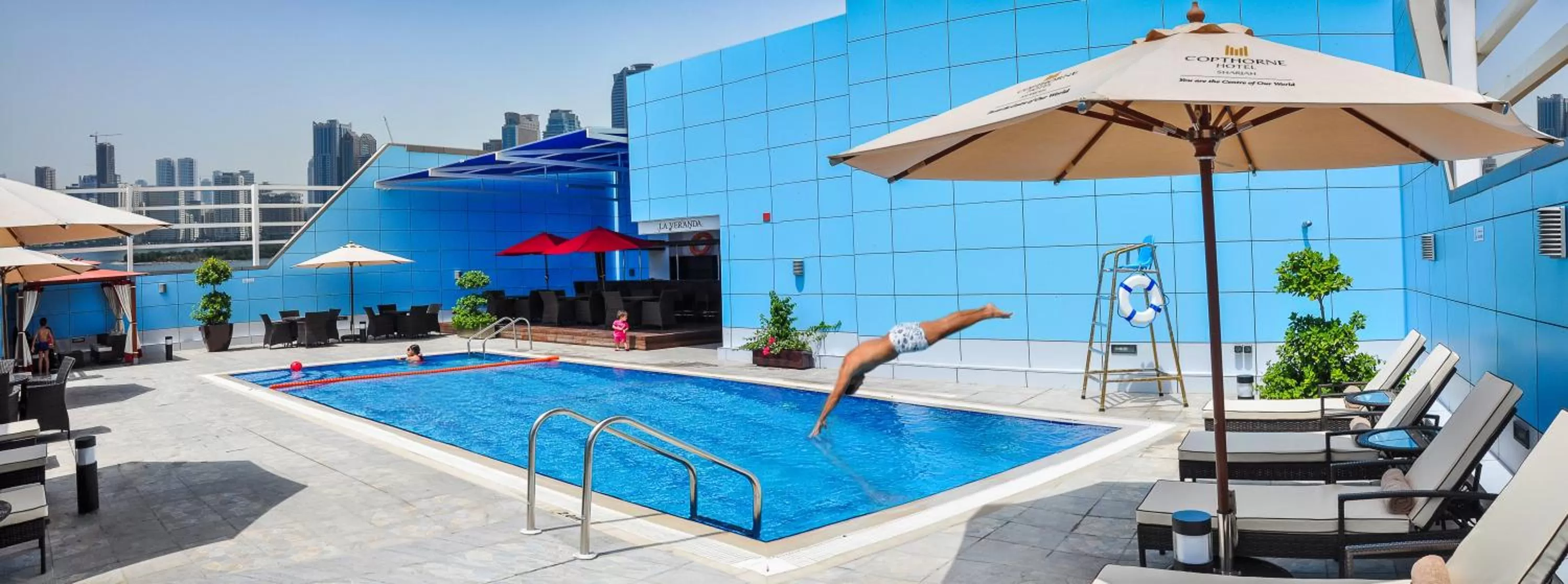 Swimming pool in Copthorne Hotel Sharjah