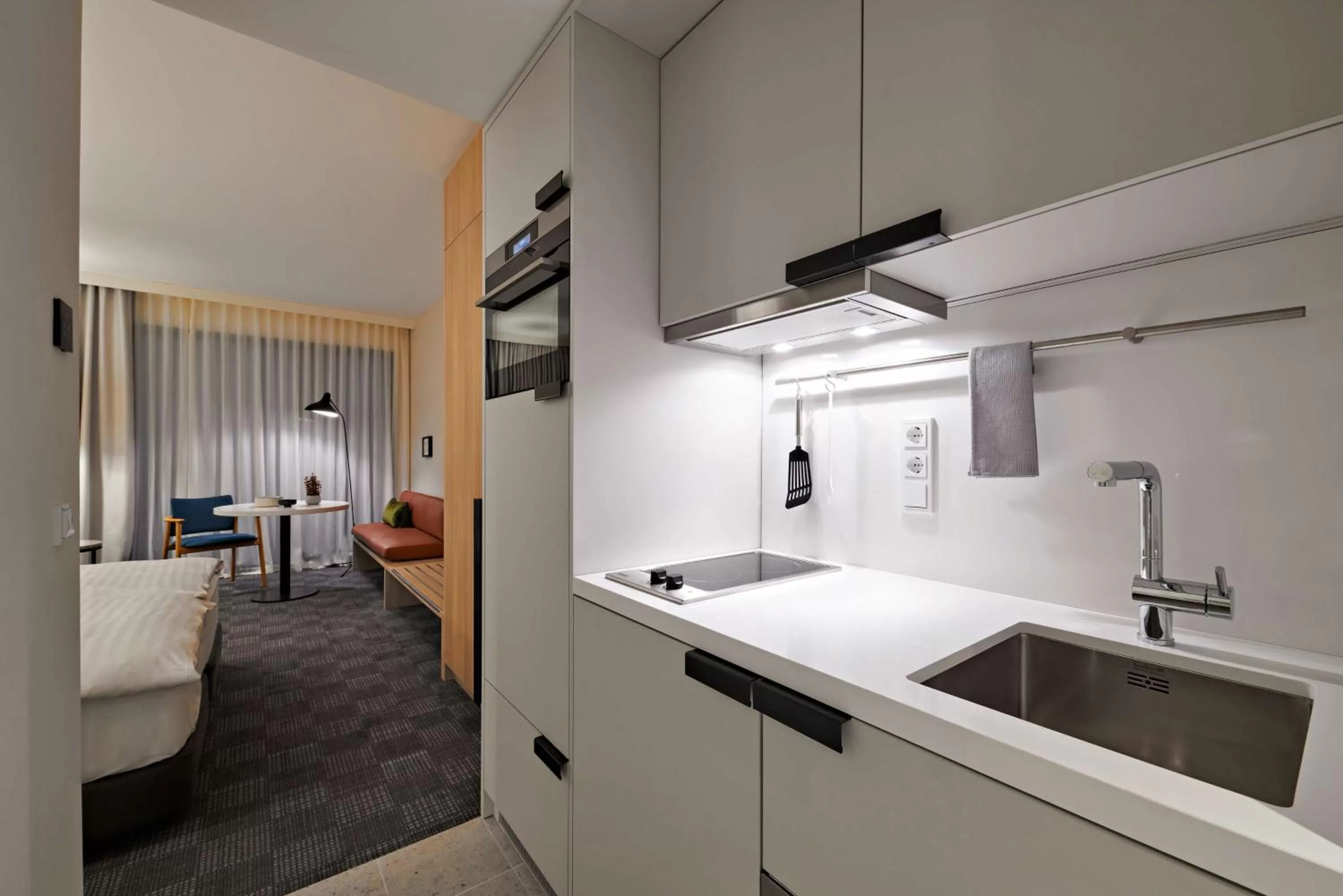 Kitchen or kitchenette in Adina Apartment Hotel Cologne