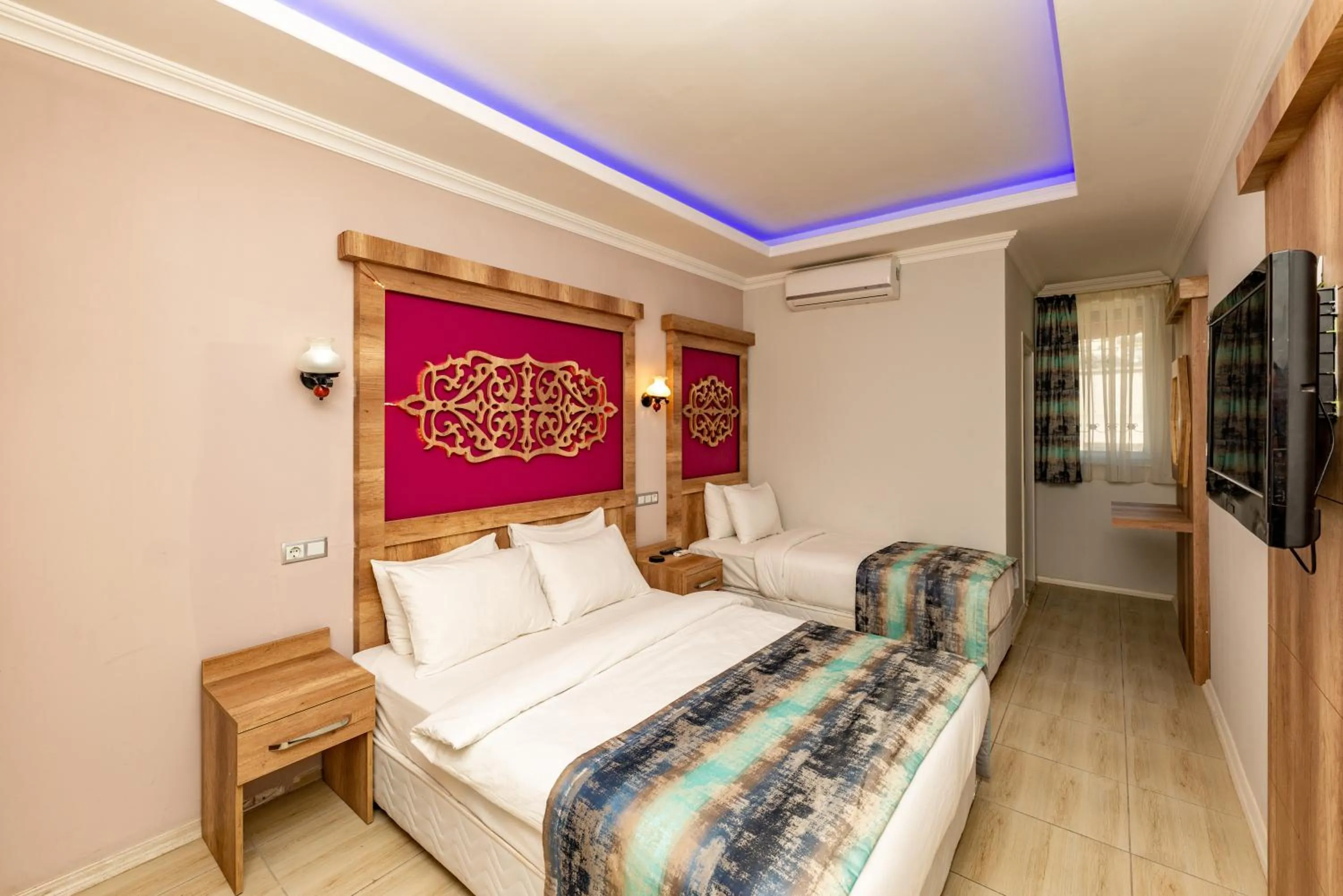 Bed in Linda Expo Palace