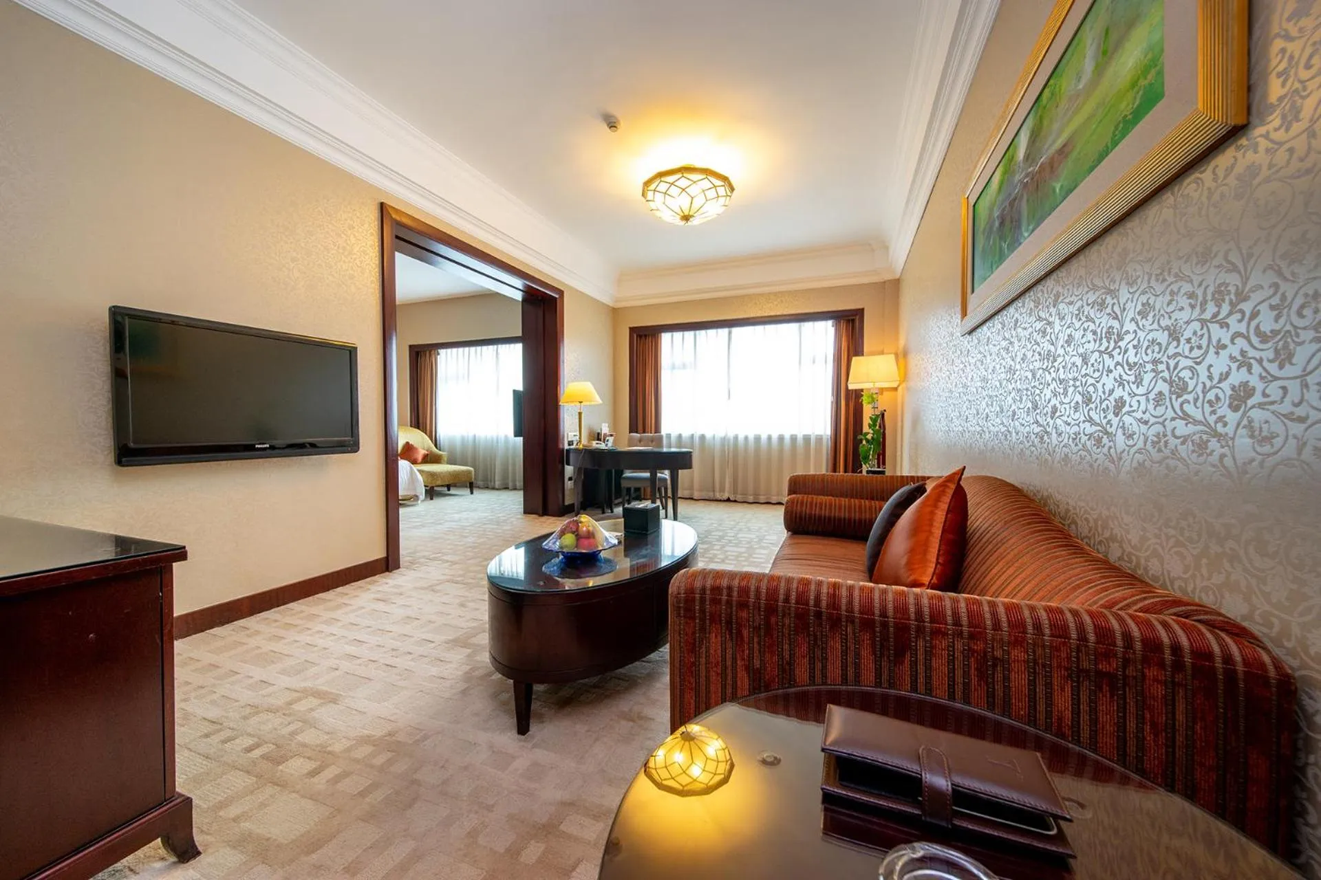 Photo of the whole room in Grand International Hotel