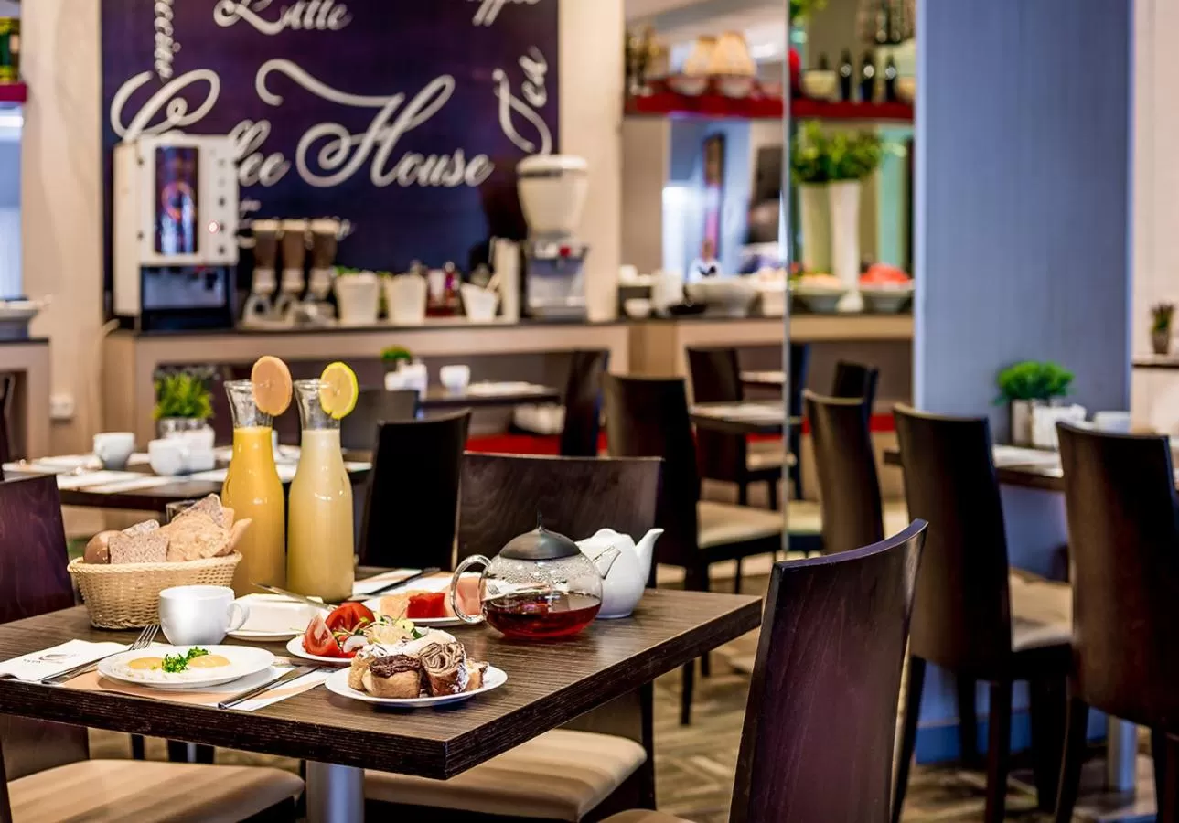 American breakfast in Astral Maris Hotel