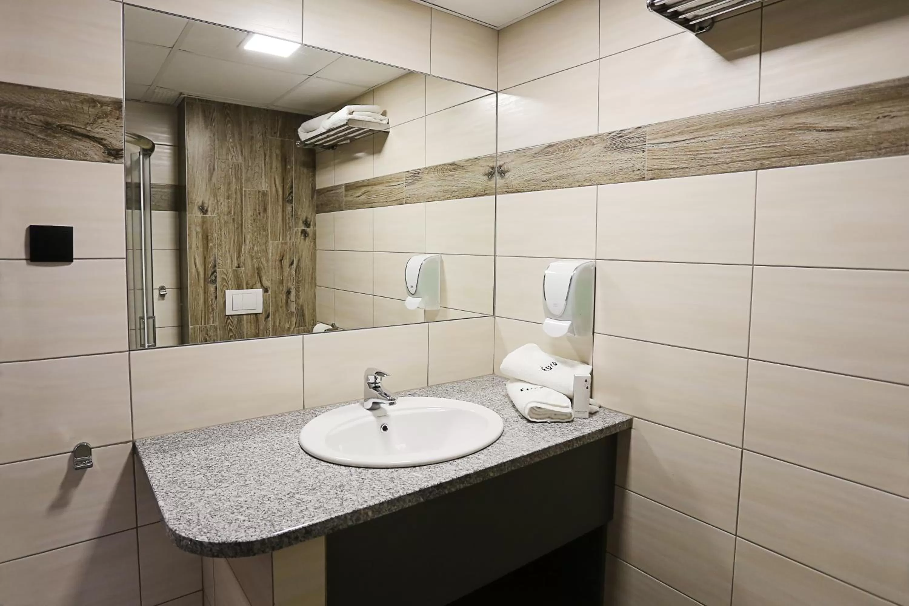 Bathroom in euroHOTEL Sosnowiec Kazimierz