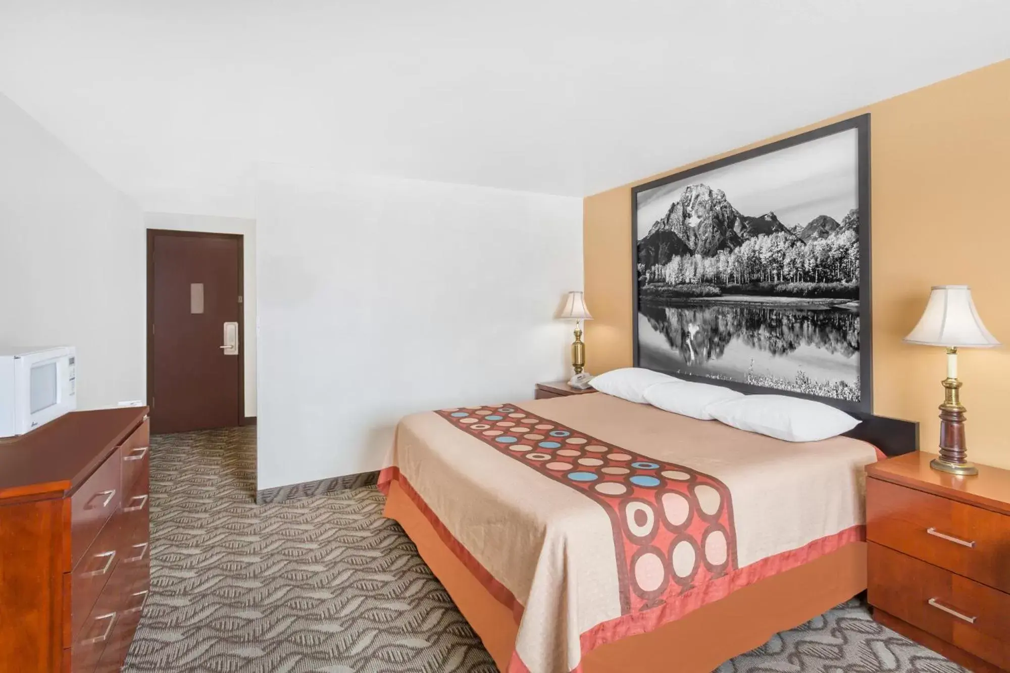 King Room - Non-Smoking in Super 8 by Wyndham Diamondville Kemmerer King Room - Non-Smoking in Super 8 by Wyndham Diamondville Kemmerer