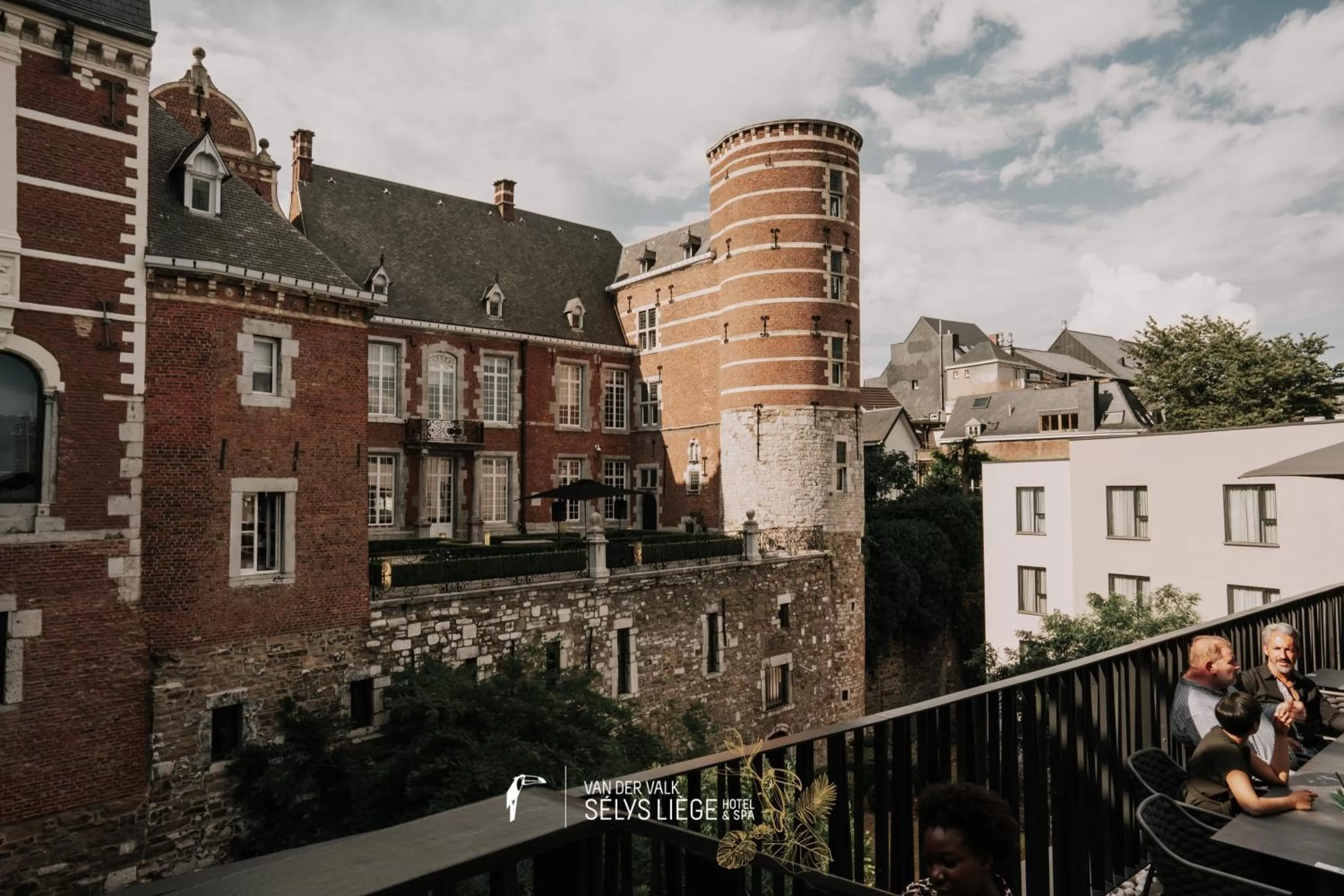 Property building in Van Der Valk Sélys Liège Hotel & Spa