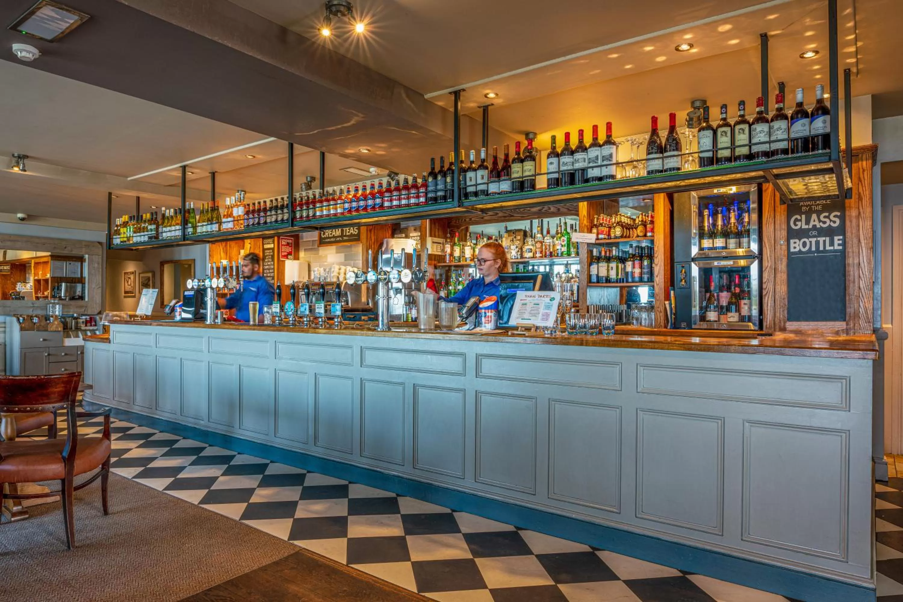 Lounge or bar in Botany Bay Hotel