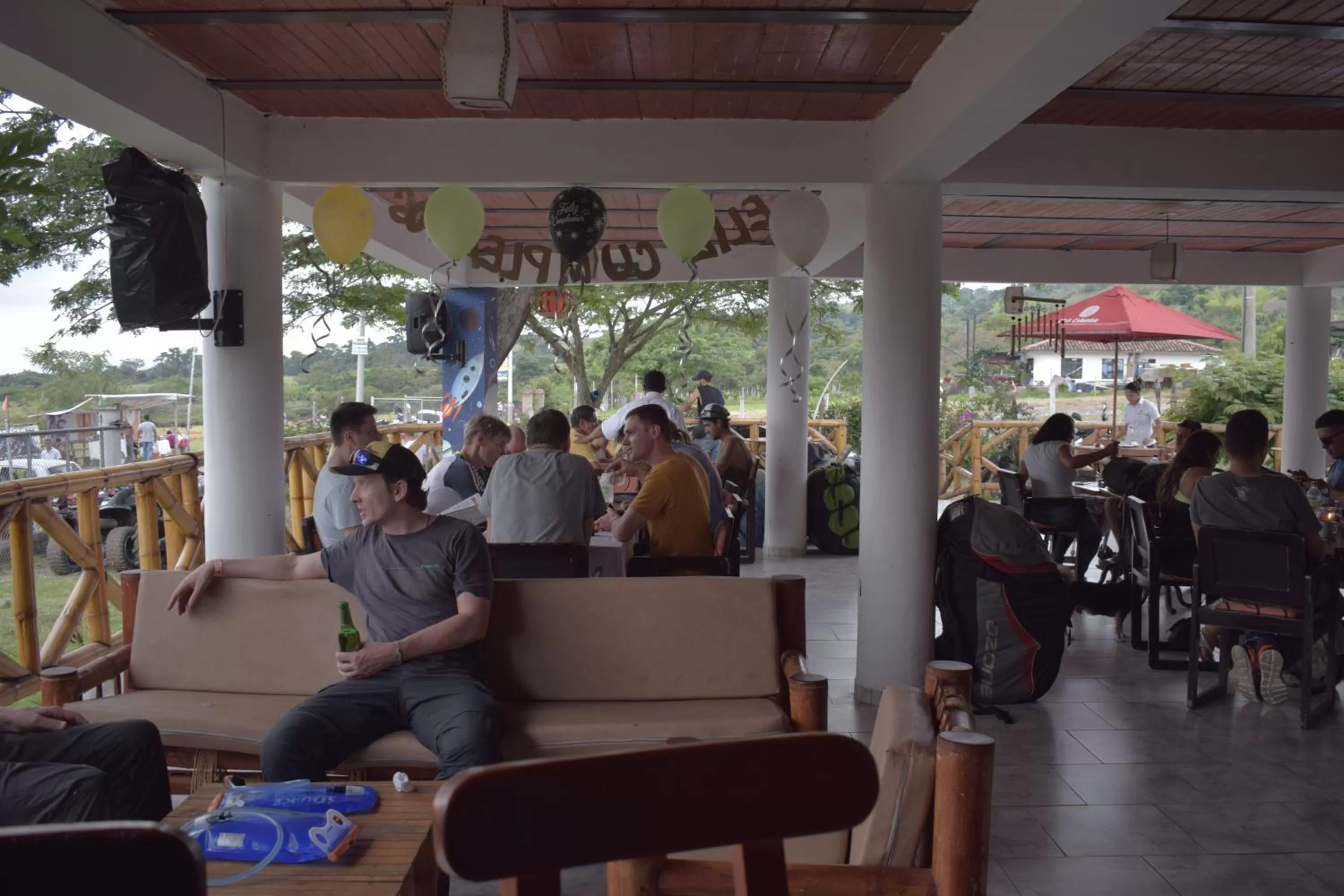 Restaurant/places to eat in Dedalos Fly House