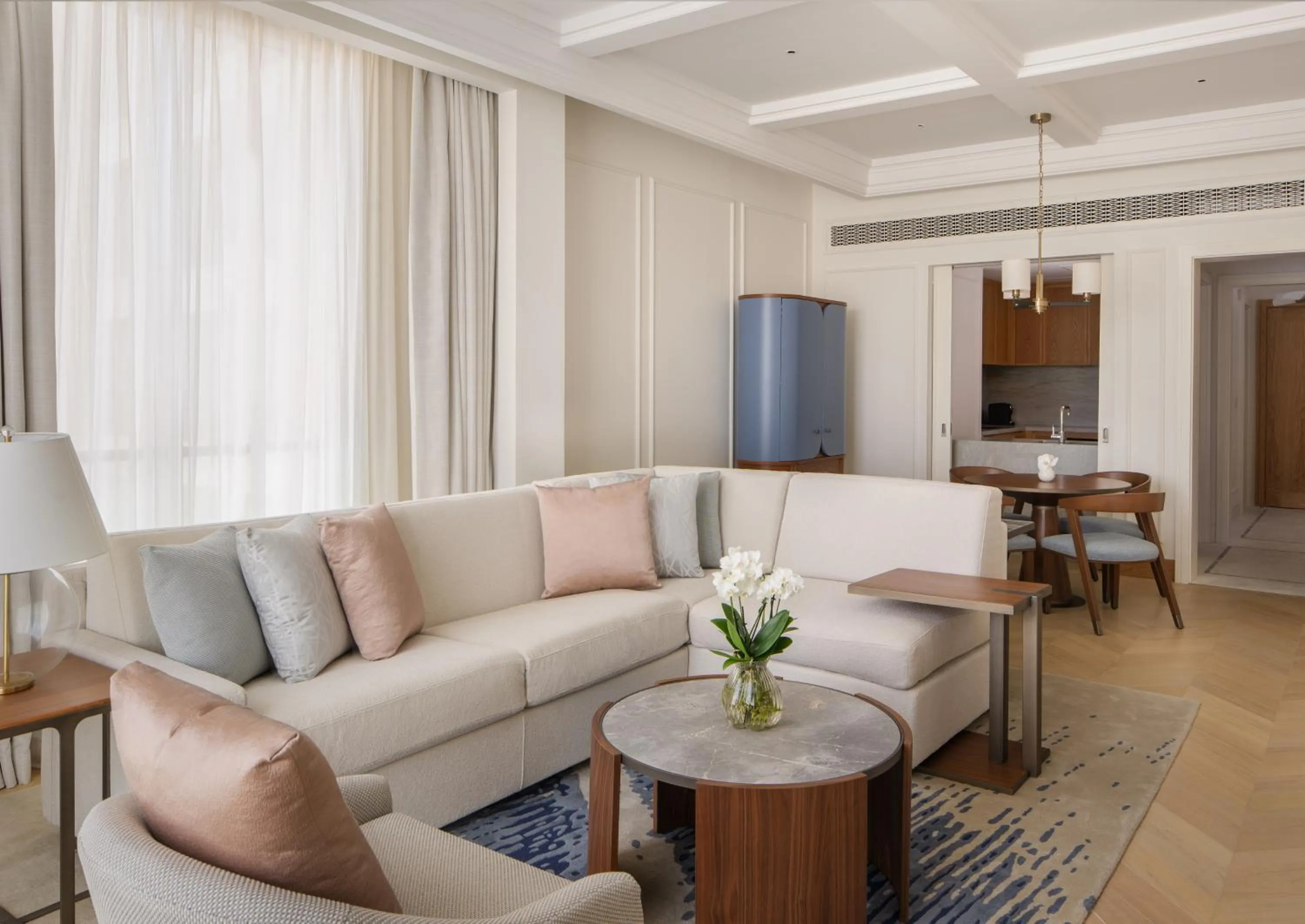 Living room in Four Seasons Resort and Residences at The Pearl - Qatar