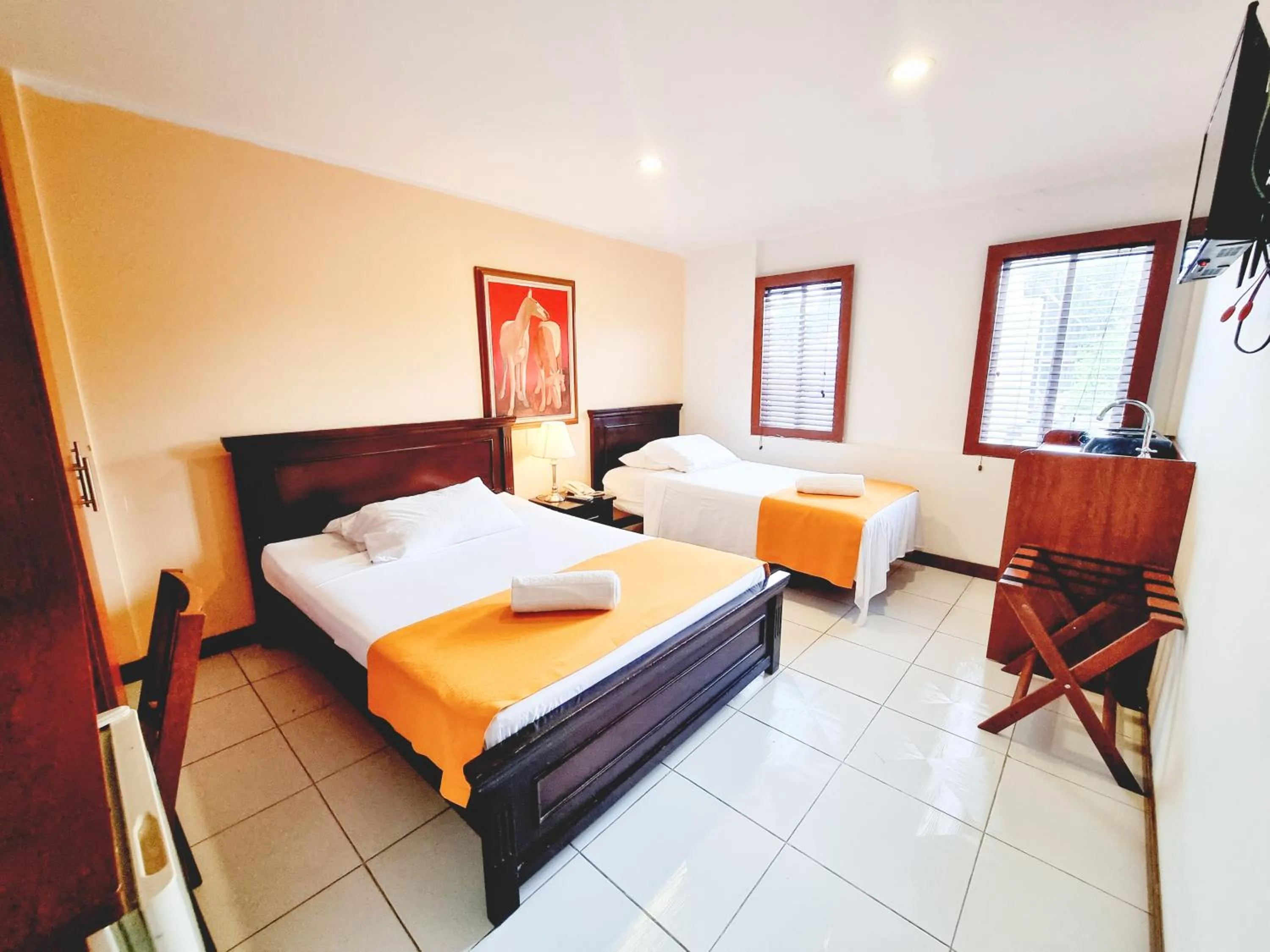 Bed in Hotel Karlo By GHO Hoteles