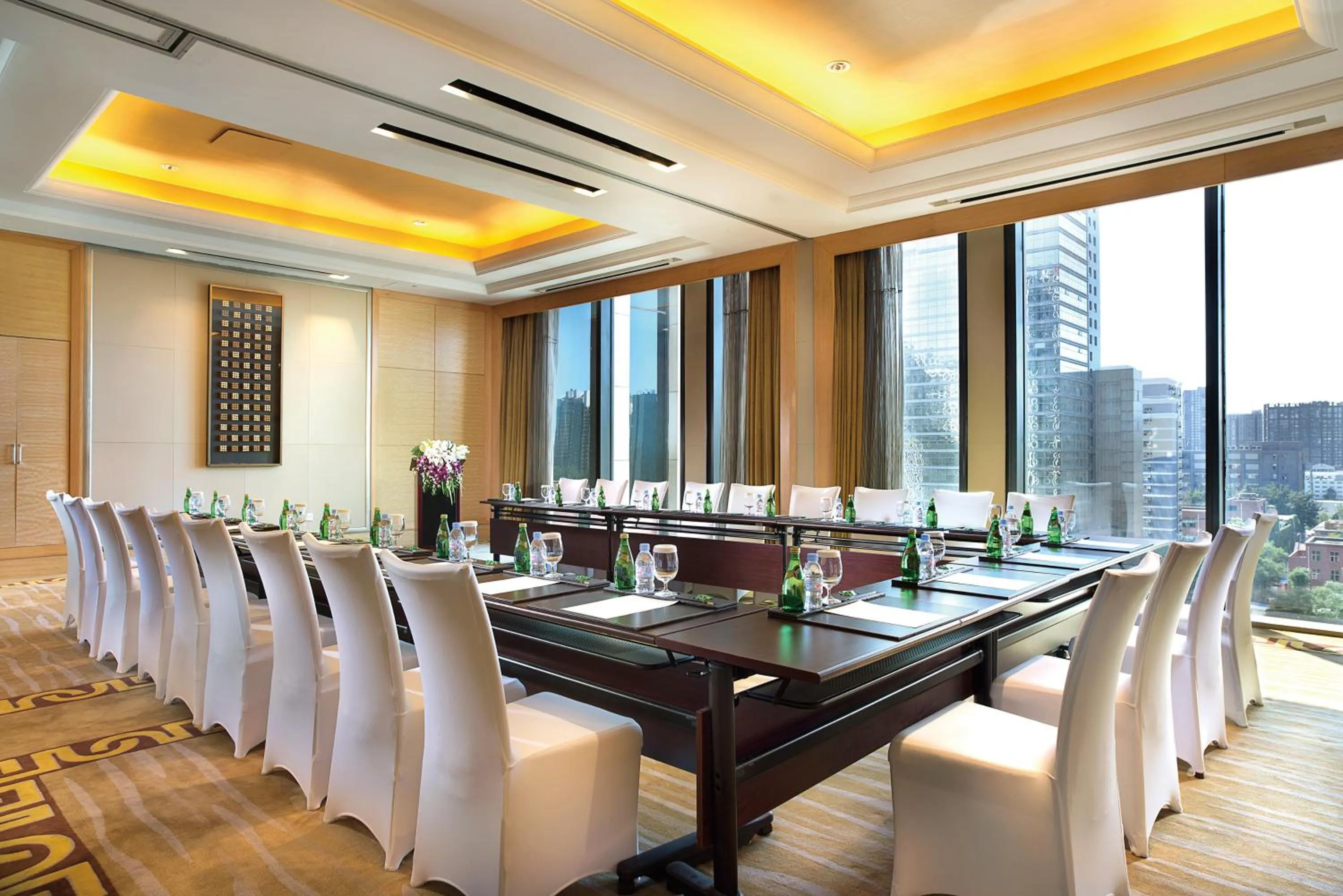 Business facilities in Wanda Vista Beijing