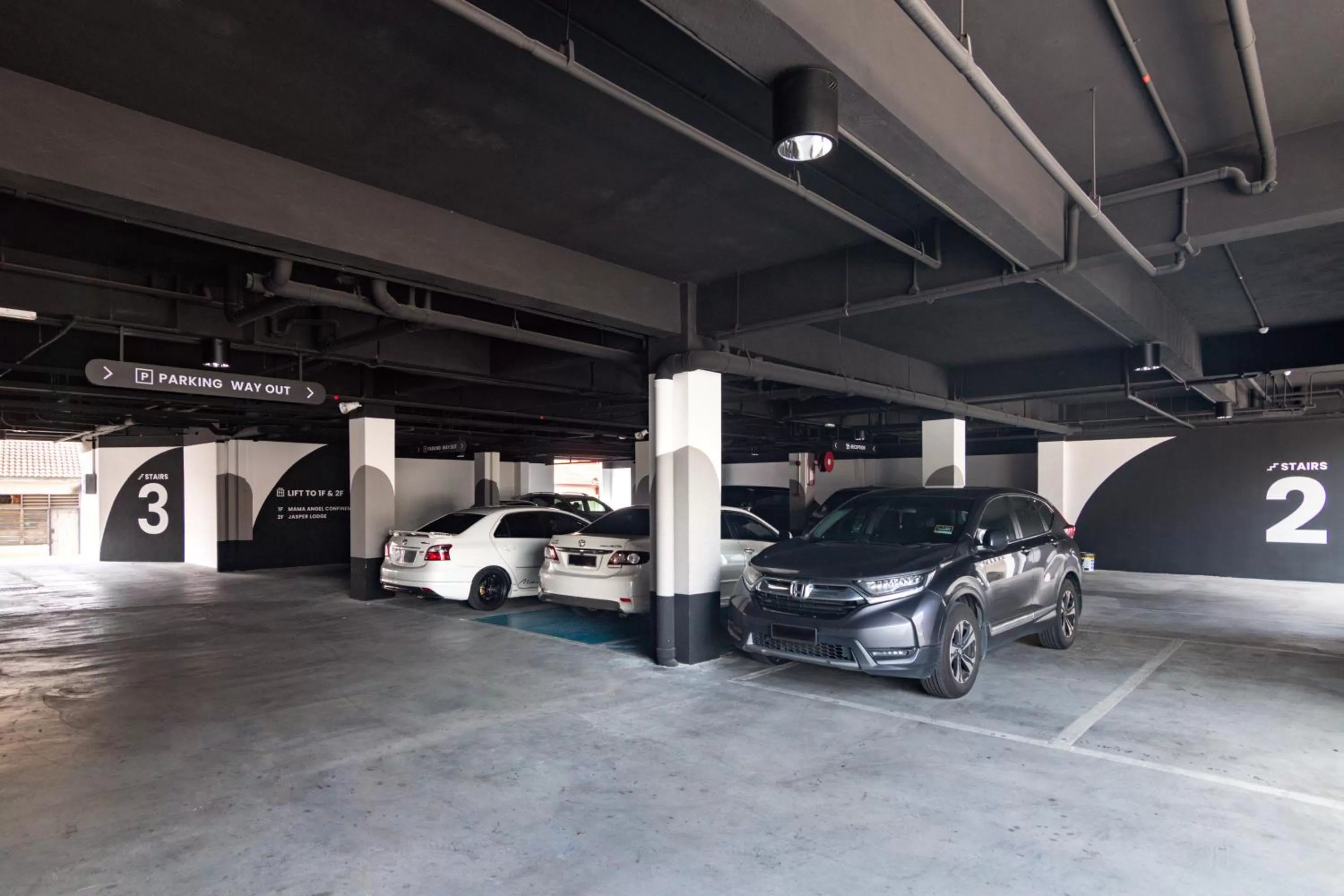 Parking in Bagan Suite