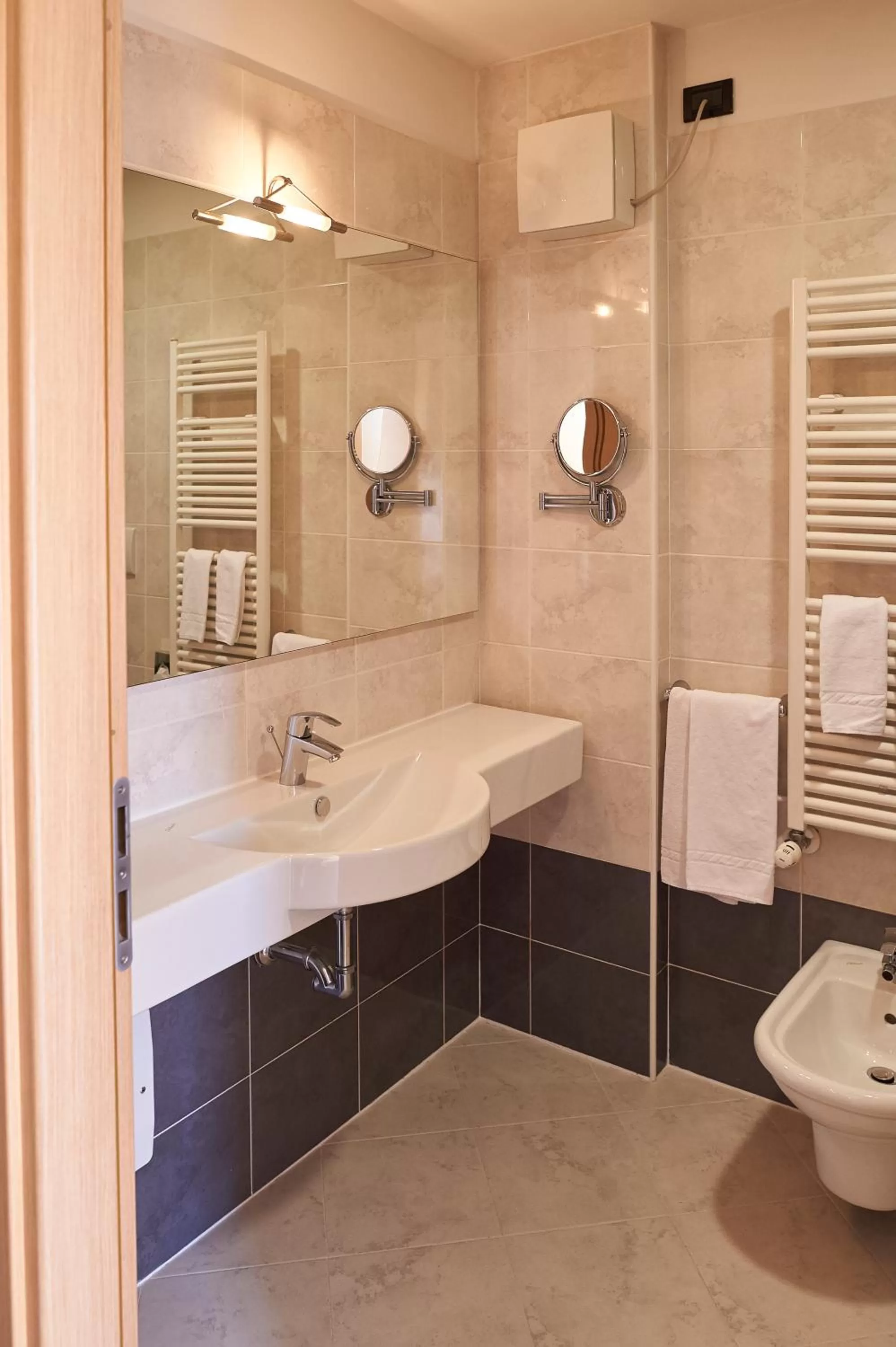 Bathroom in Villa Luisa Resort & Luxury Apartments